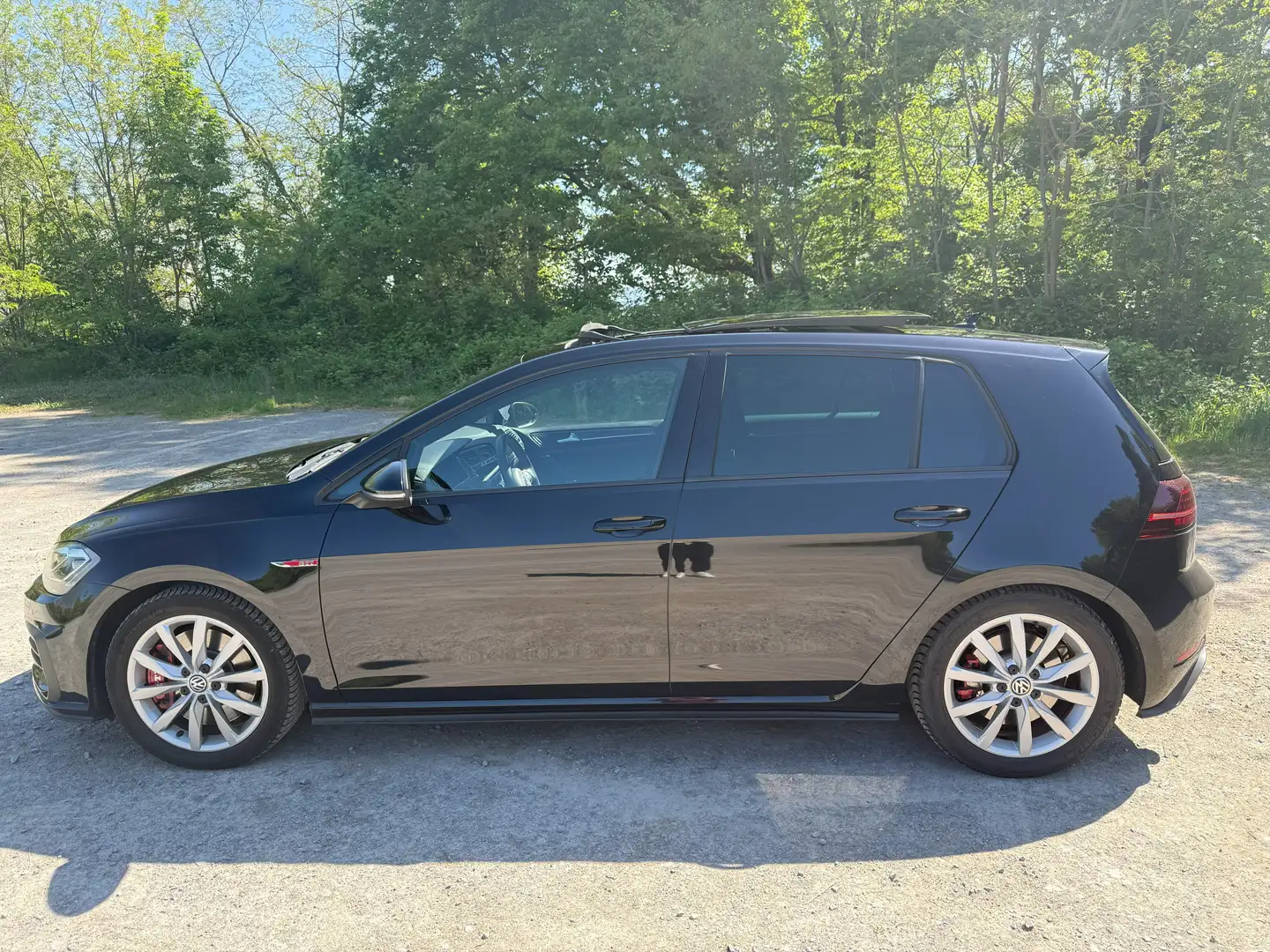 Volkswagen Golf GTI Golf VII 5-Türer 2.0 TSI OPF DSG Performance Schwarz - 2
