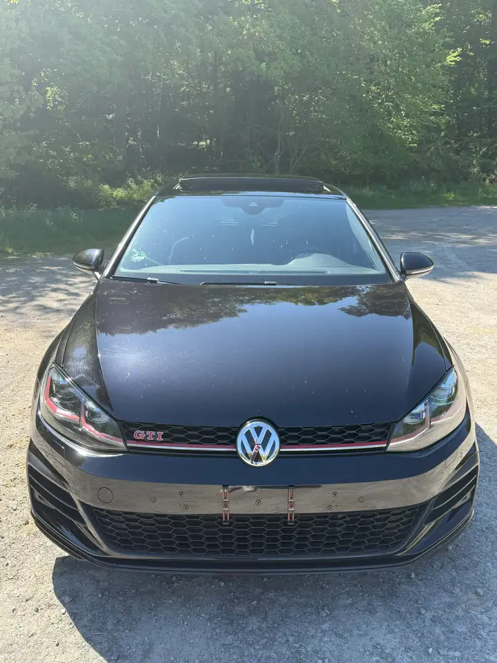 Volkswagen Golf GTI