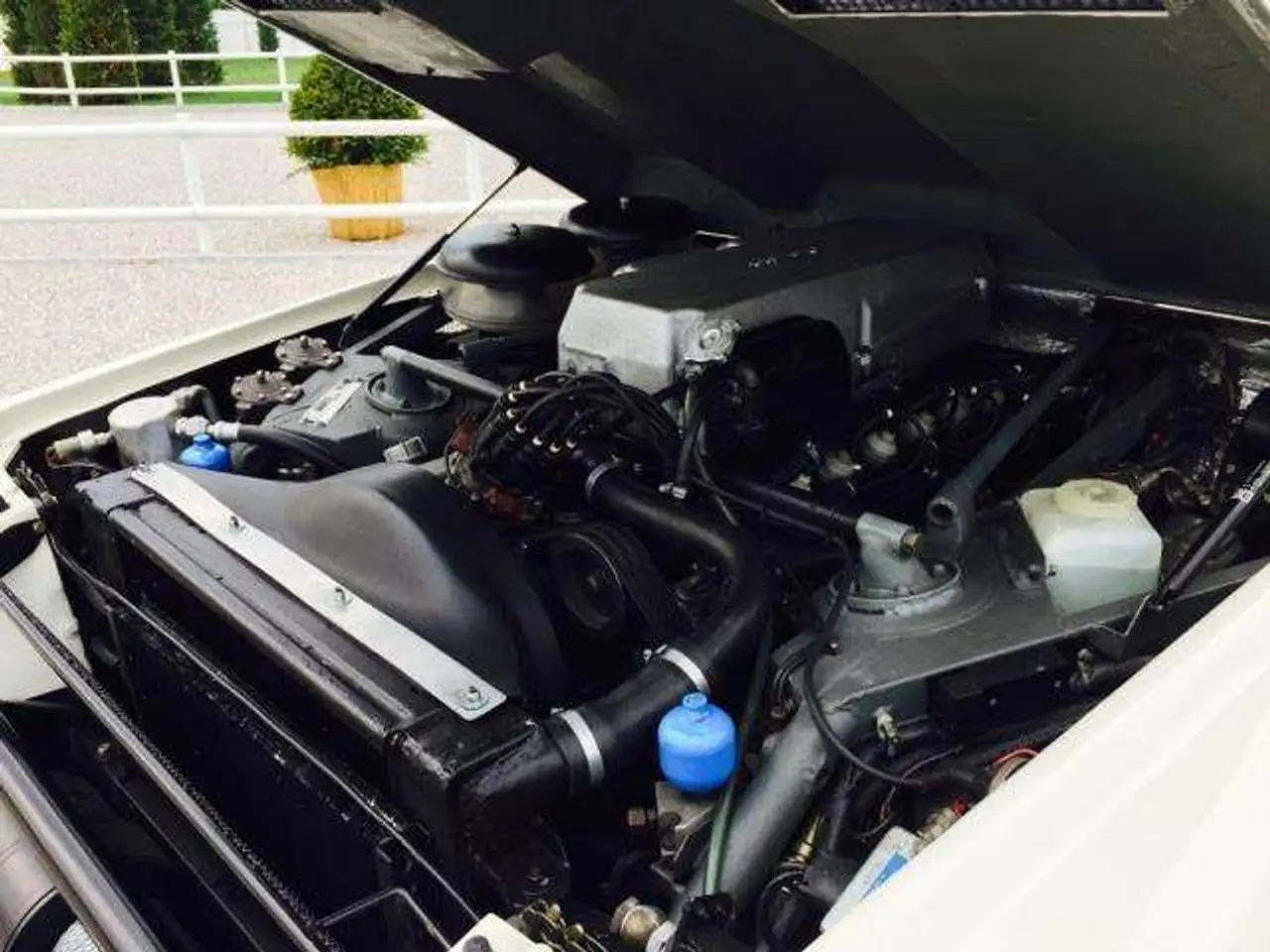 Lamborghini LM CARBURATORI SOLO 188 ESEMPLARI COSTRUITI, foto 12