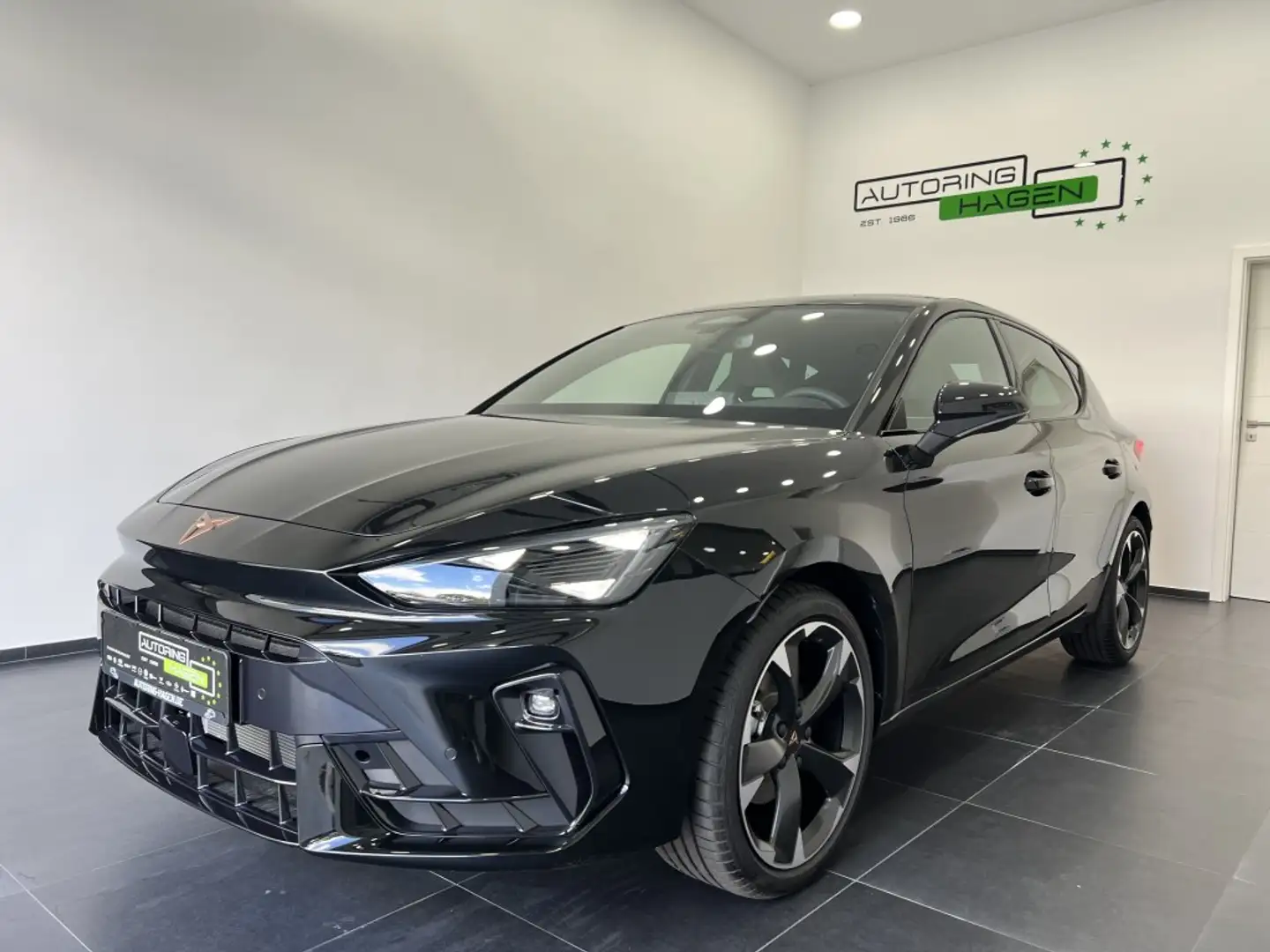 CUPRA Leon 1.5 DSG Kamera|LED|Sitzhzg|ACC|5J Garantie Schwarz - 1