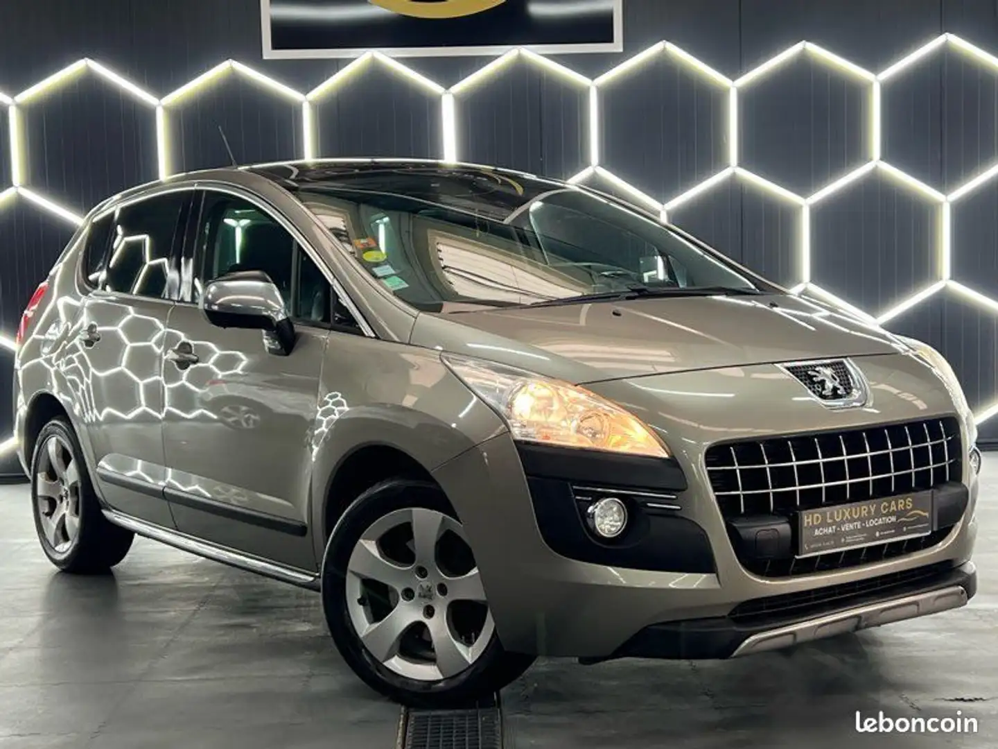 Peugeot 3008 2.0 HDi150 FAP Allure Grijs - 1