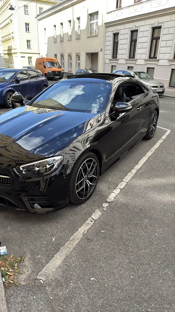 Mercedes-Benz E 220 E 220 d Coupe AMG Line Night Edition.pano.burm.Gar Schwarz - 1