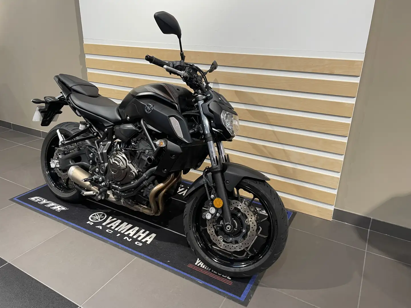 Yamaha MT-07 Noir - 2