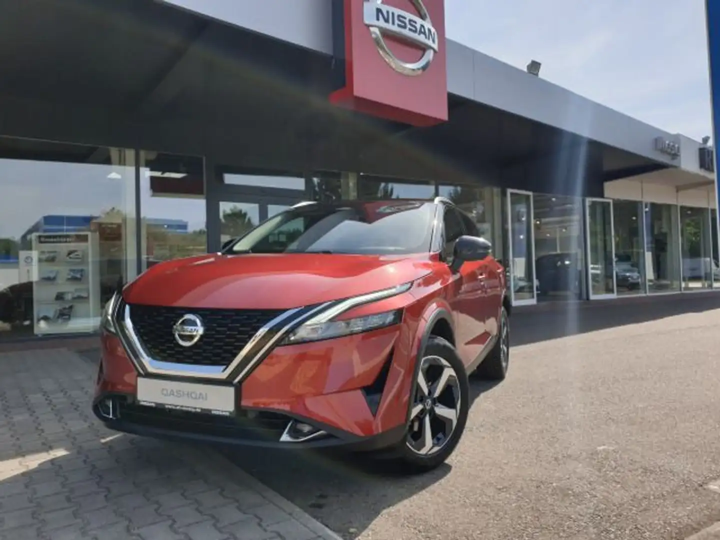 Nissan Qashqai 1,3 MHEV N-Connecta / Business- & Winter Rosso - 2