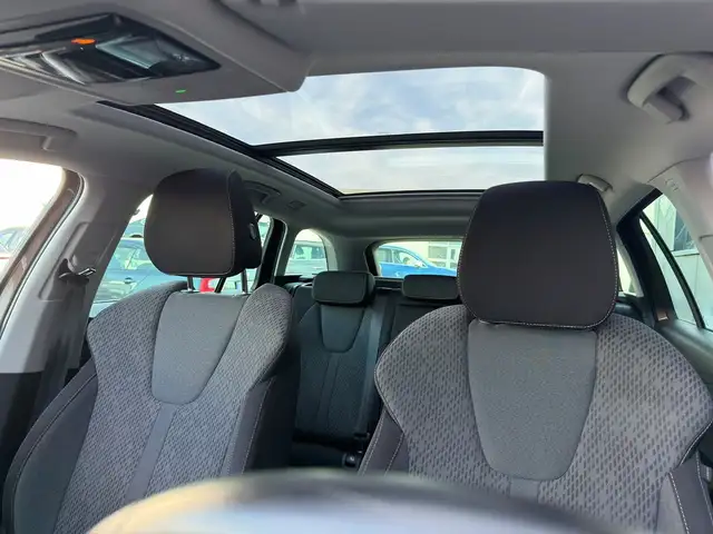 Skoda Octavia view 21