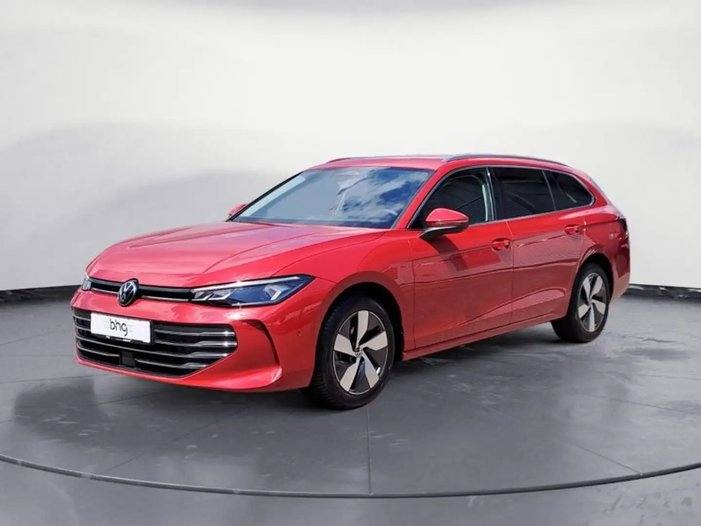 Volkswagen Passat Variant 1.5 e-TSI DSG BUSINESS AHK Travel Rot - 2