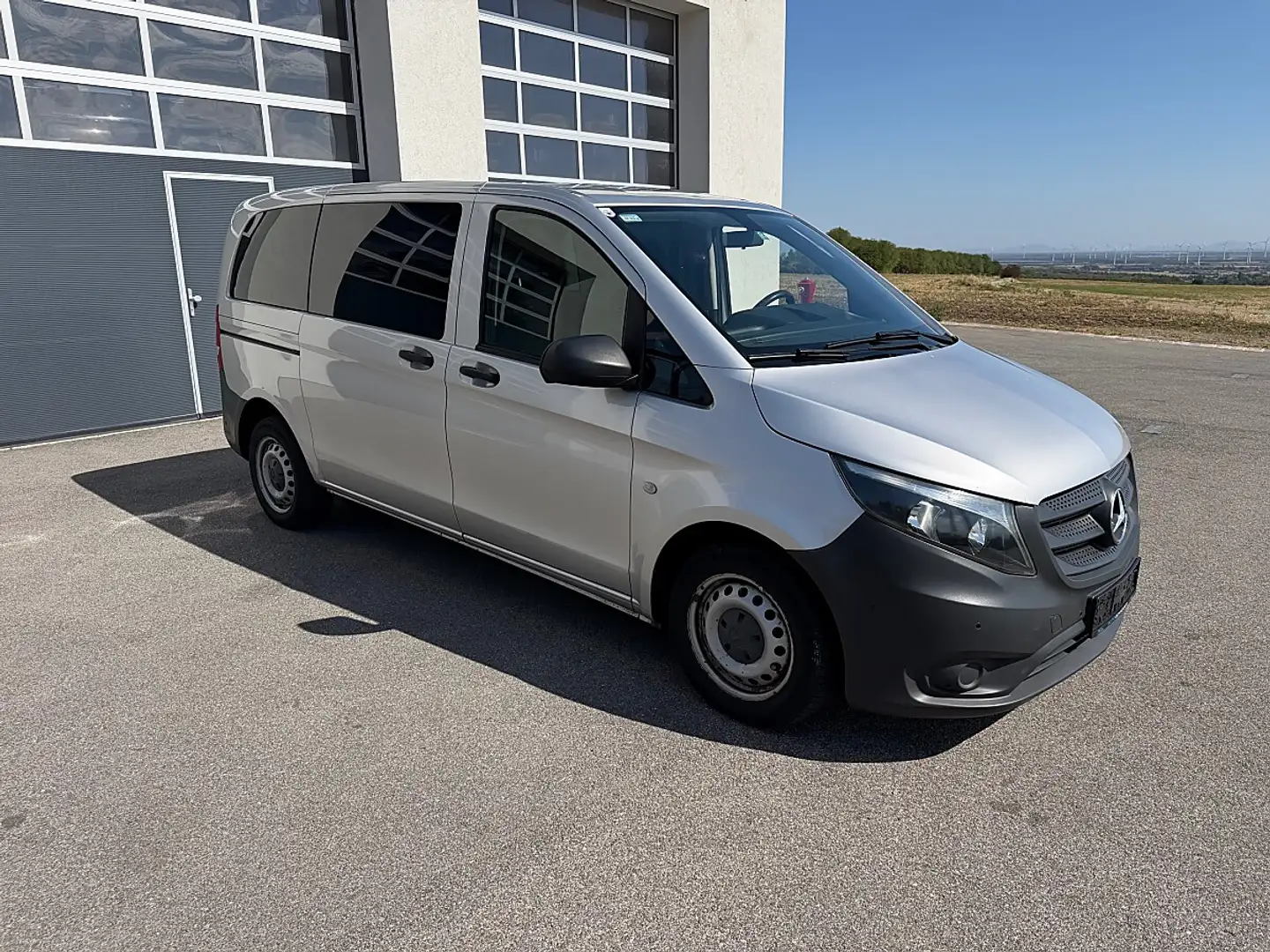Mercedes-Benz Vito Tourer 114 CDI BlueTEC Pro kompakt Grau - 1