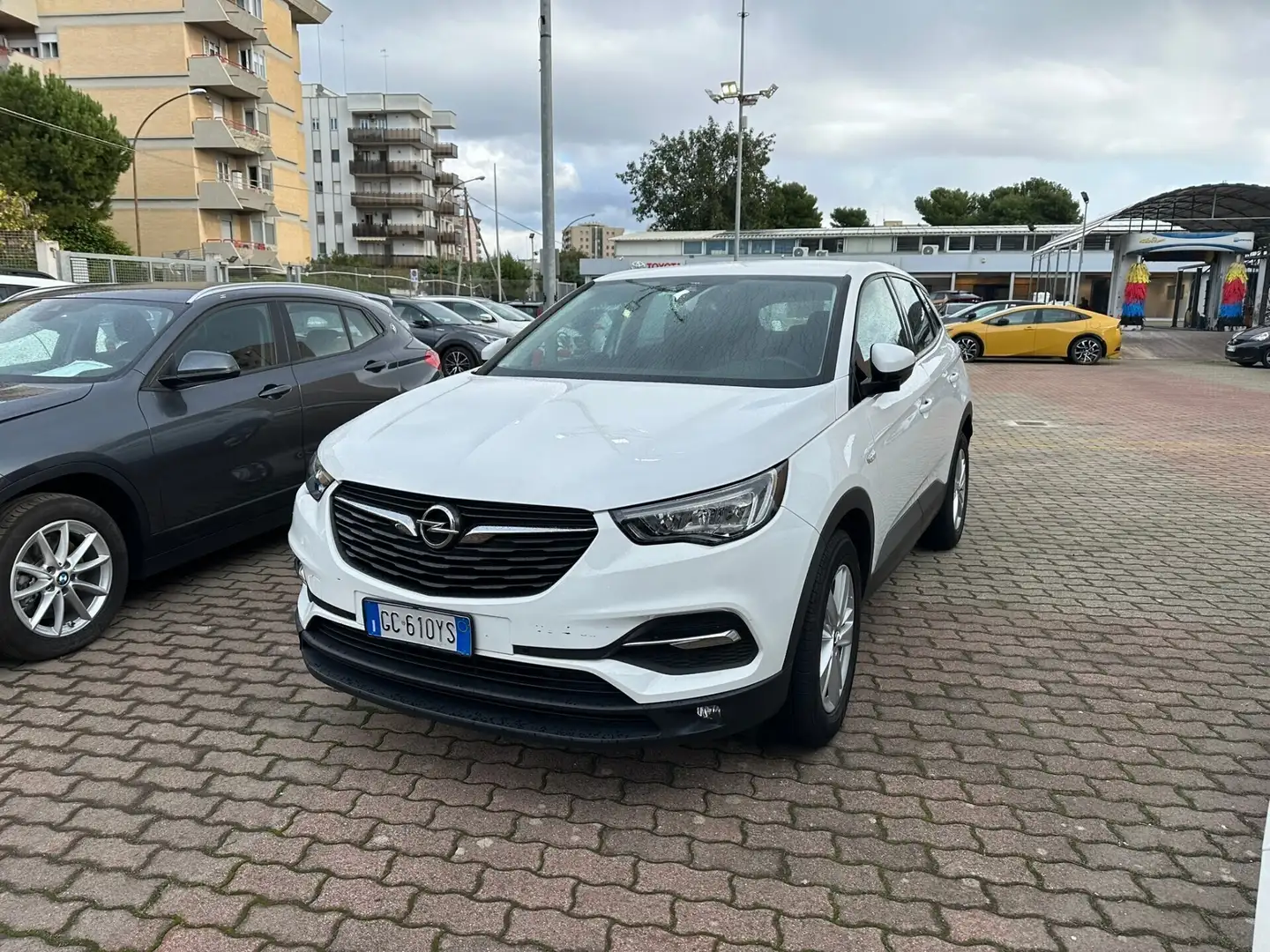 Opel Grandland X X 1.5 diesel Ecotec Start&Stop aut. Business Weiß - 2