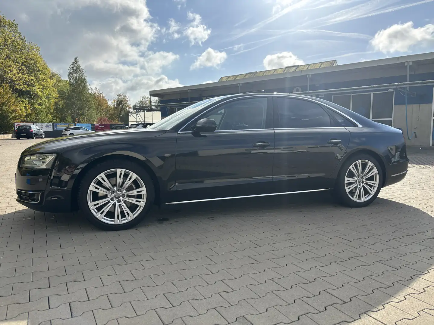 Audi A8 3.0 TDI DPF clean diesel quattro tiptronic - 1