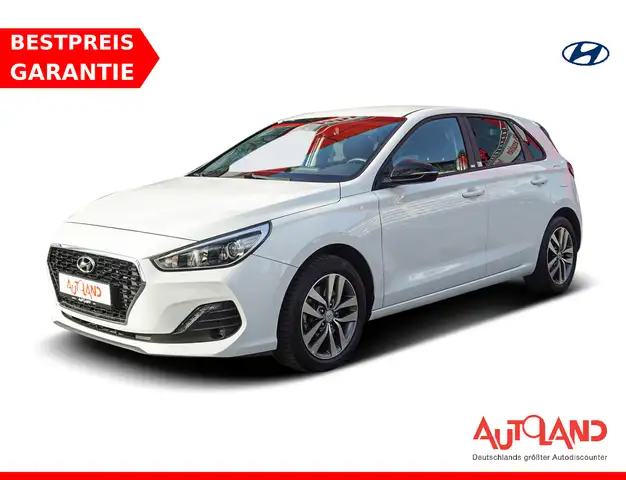 Hyundai i30 Kamera Android Apple Tempomat Sitzheizung