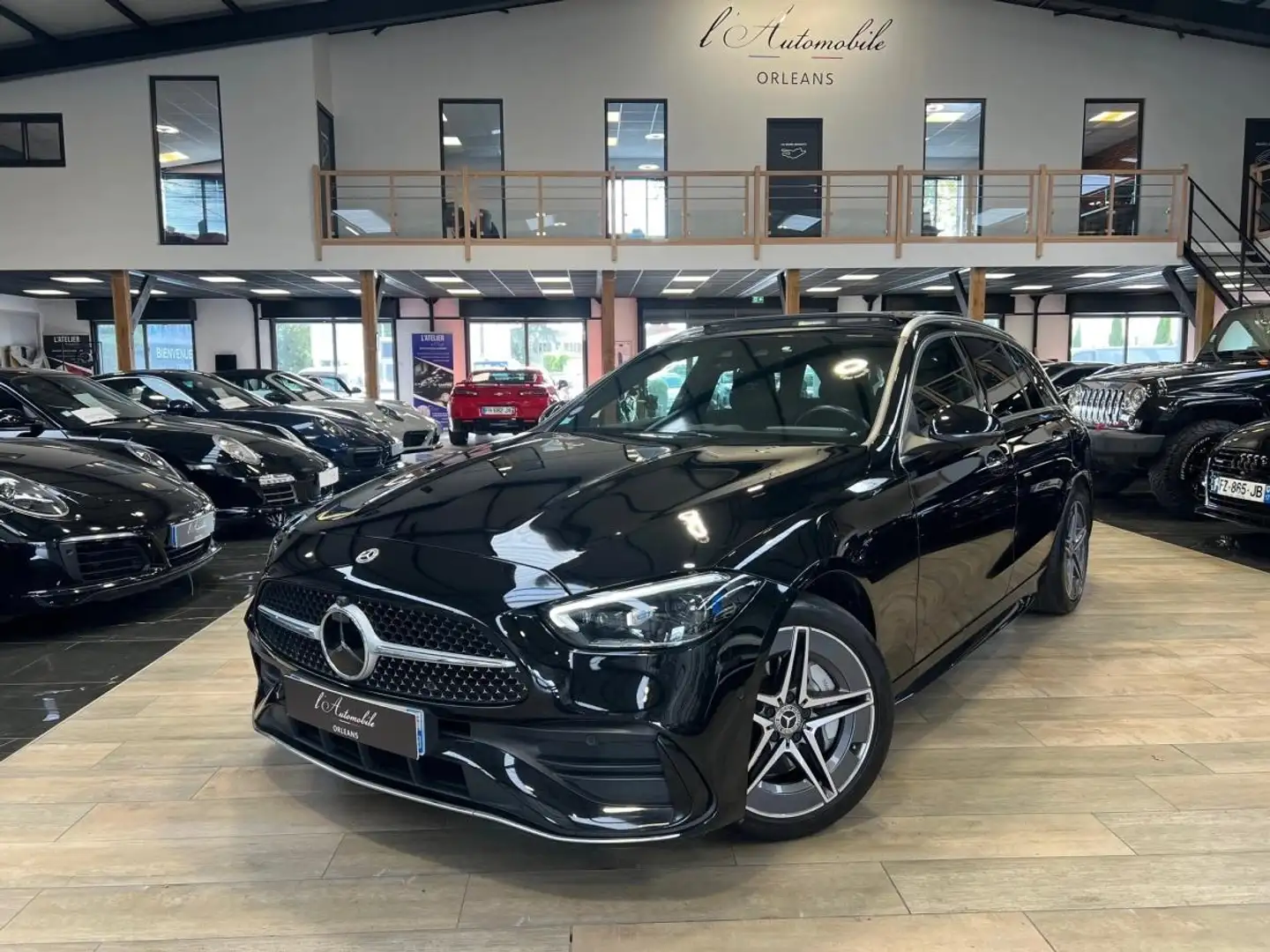 Mercedes-Benz C 30 AMG V SW 300 E 313 AMG LINE PREMIUM PACK 9G-TRONIC /TOIT PANO/CAM360/LED/ Schwarz - 1