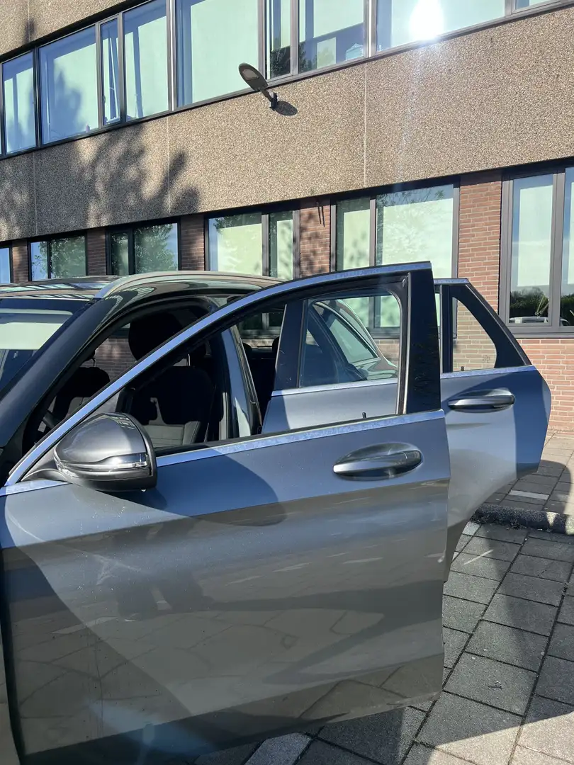 Mercedes-Benz GLC 350 350e 4 matic Szürke - 2