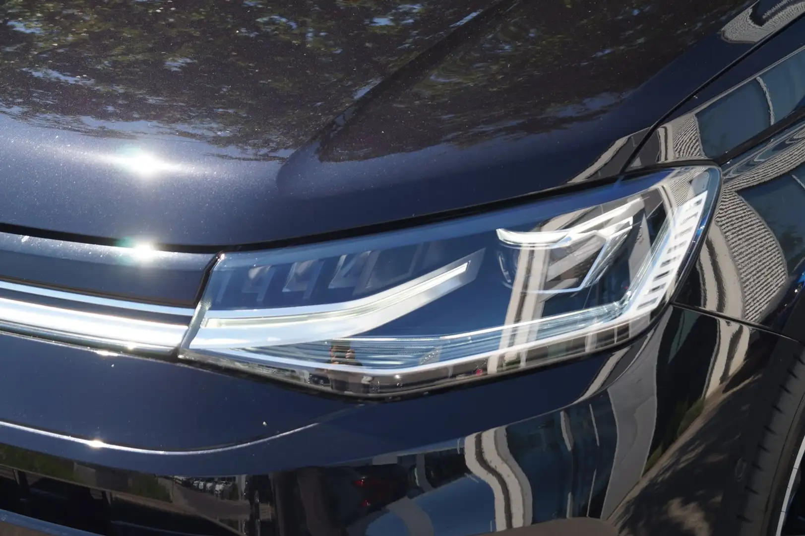 Volkswagen Caddy Dark Label Maxi TDI Schwarz - 2