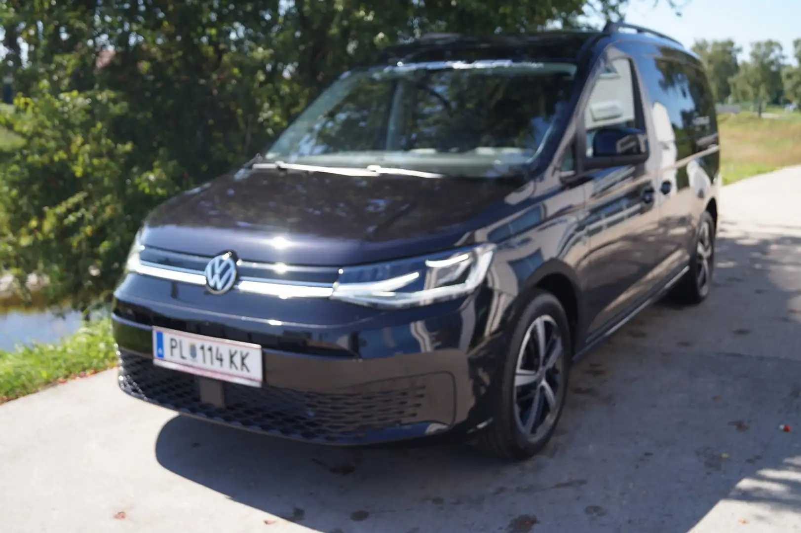 Volkswagen Caddy Dark Label Maxi TDI Schwarz - 1