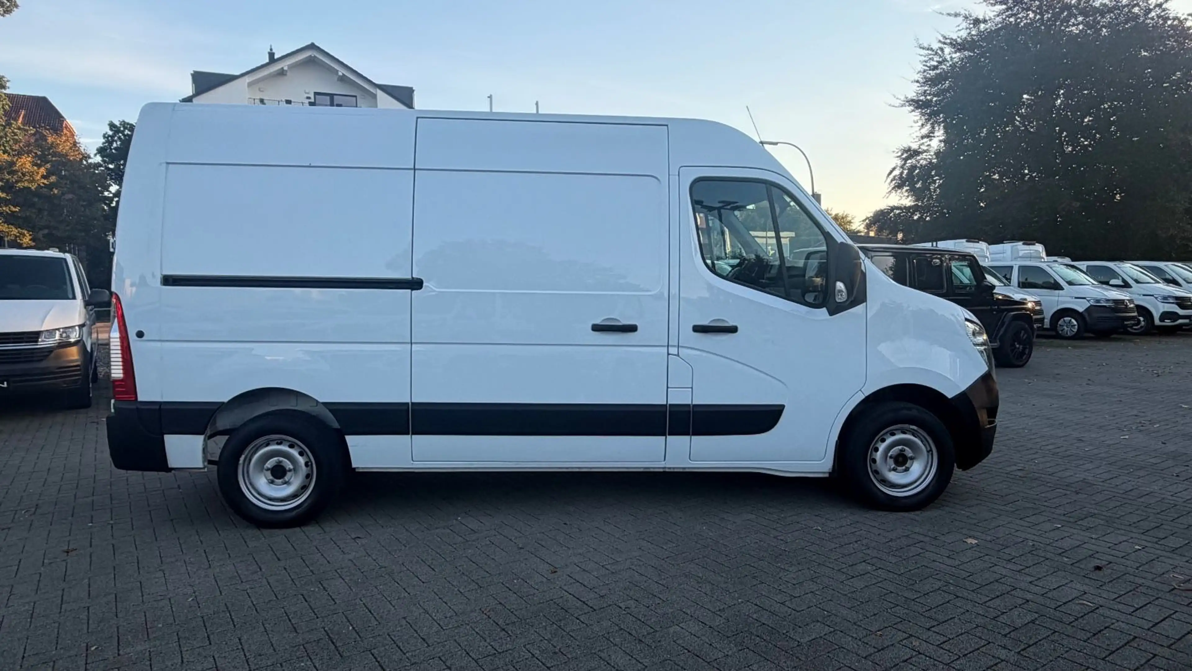 Nissan Interstar INTERSTAR L2H2 2.3DCI3,5t ACENTA KAMERA/TEMPOMAT — photo 4