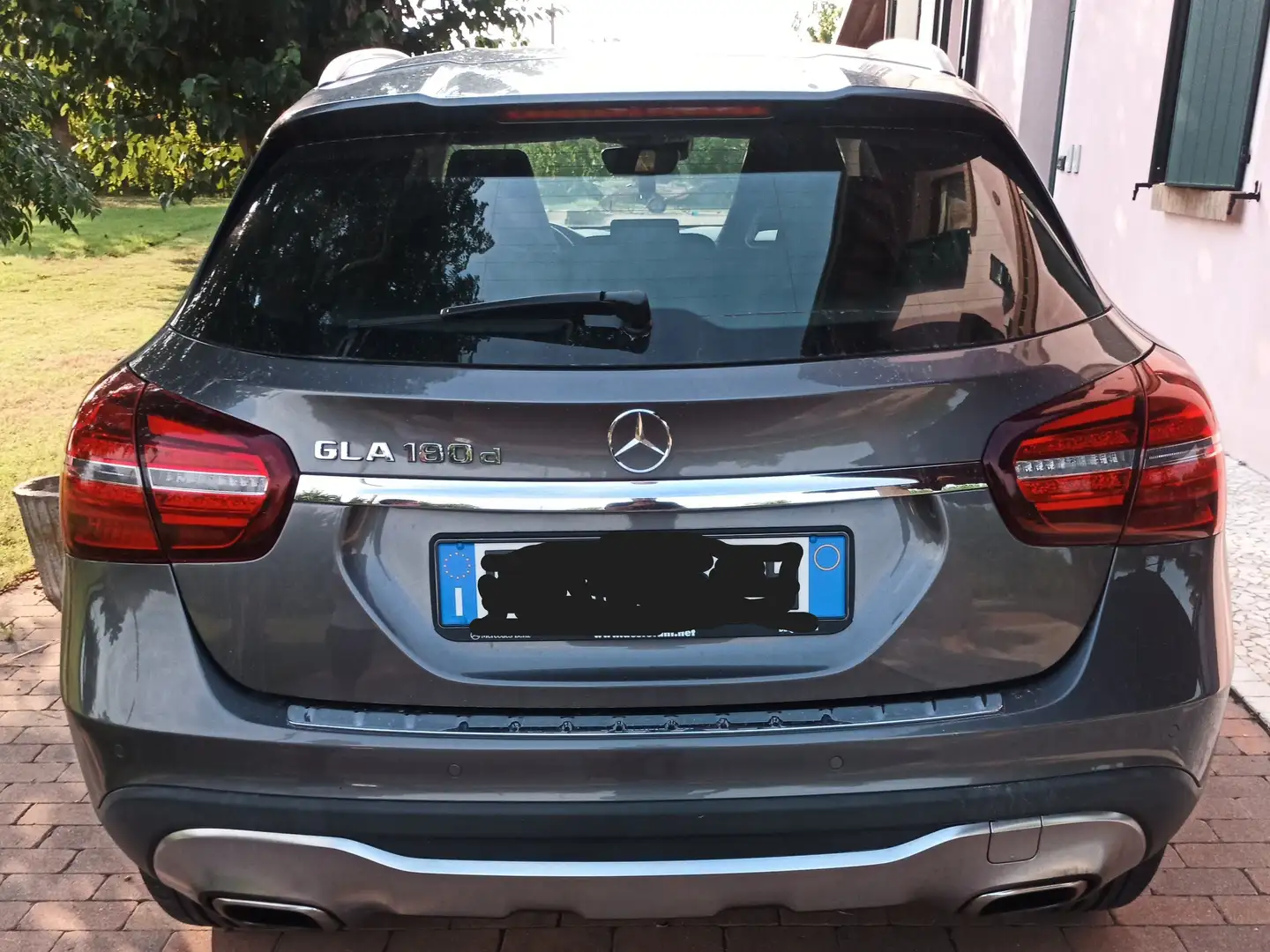 Mercedes-Benz 180 - 1