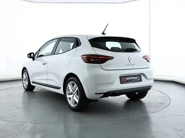 Renault Clio view 4