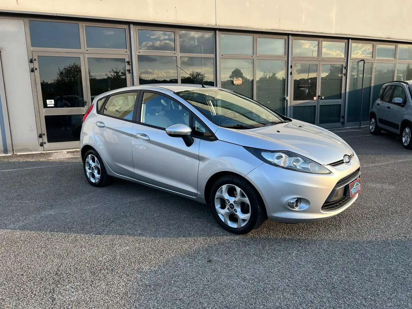Ford Fiesta Fiesta VI 2008 5p 1.4 16v Titanium c/esp Gpl E5 Argento - 2
