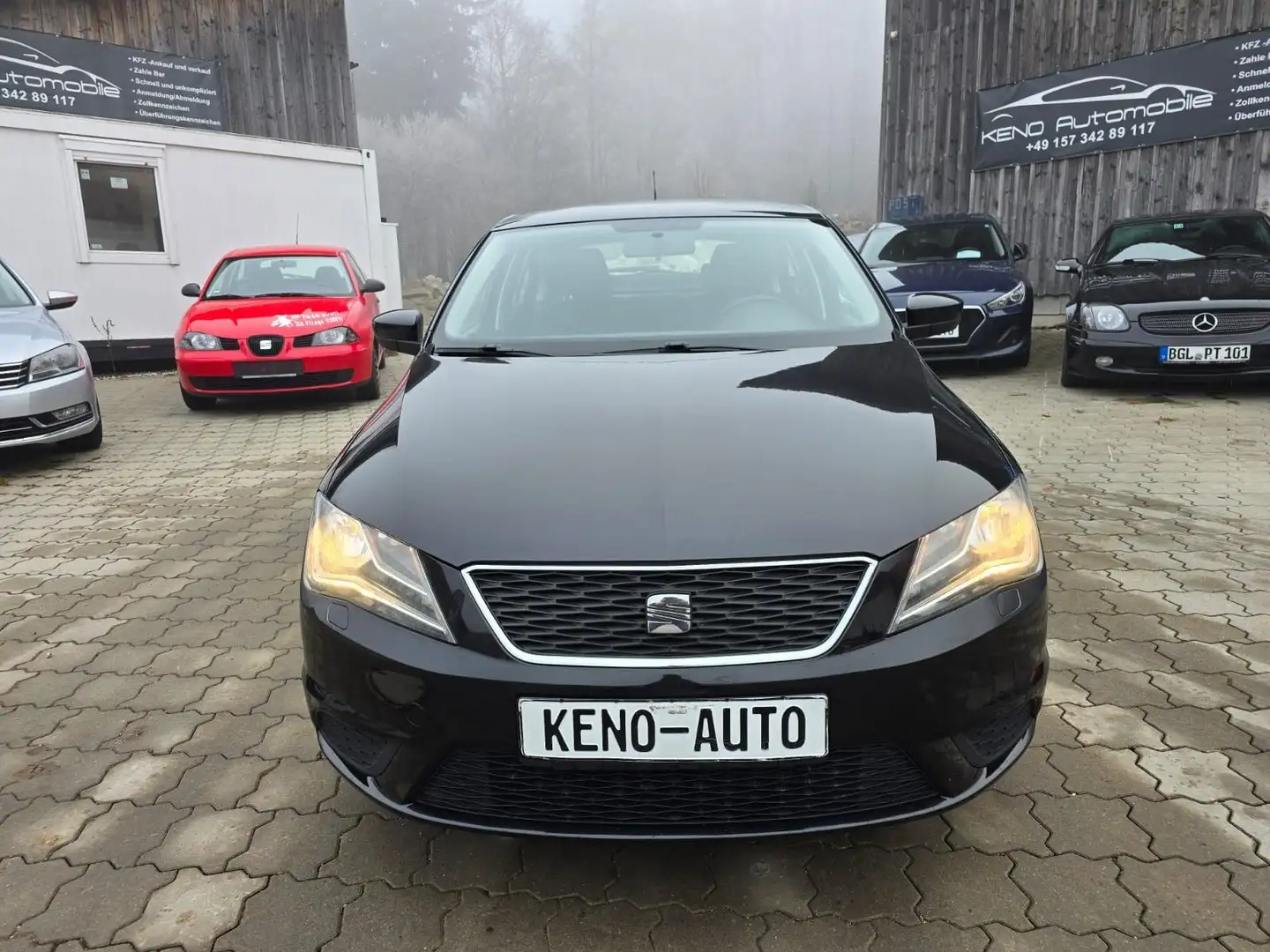 SEAT Toledo Reference Schwarz - 2