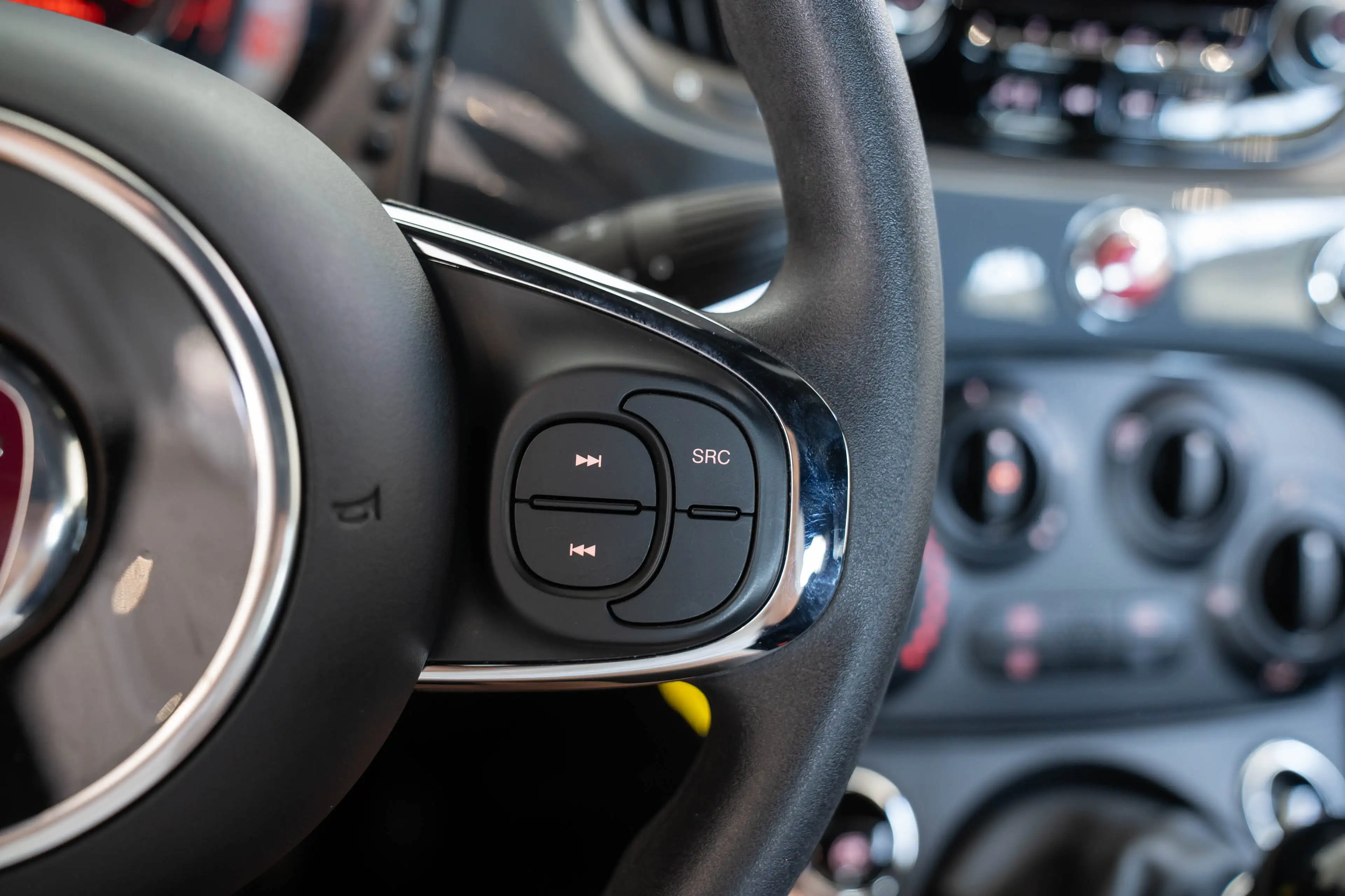 Fiat 500 1.0 Hybrid Cult | Airco | Elektrische ramen | USB — photo 15
