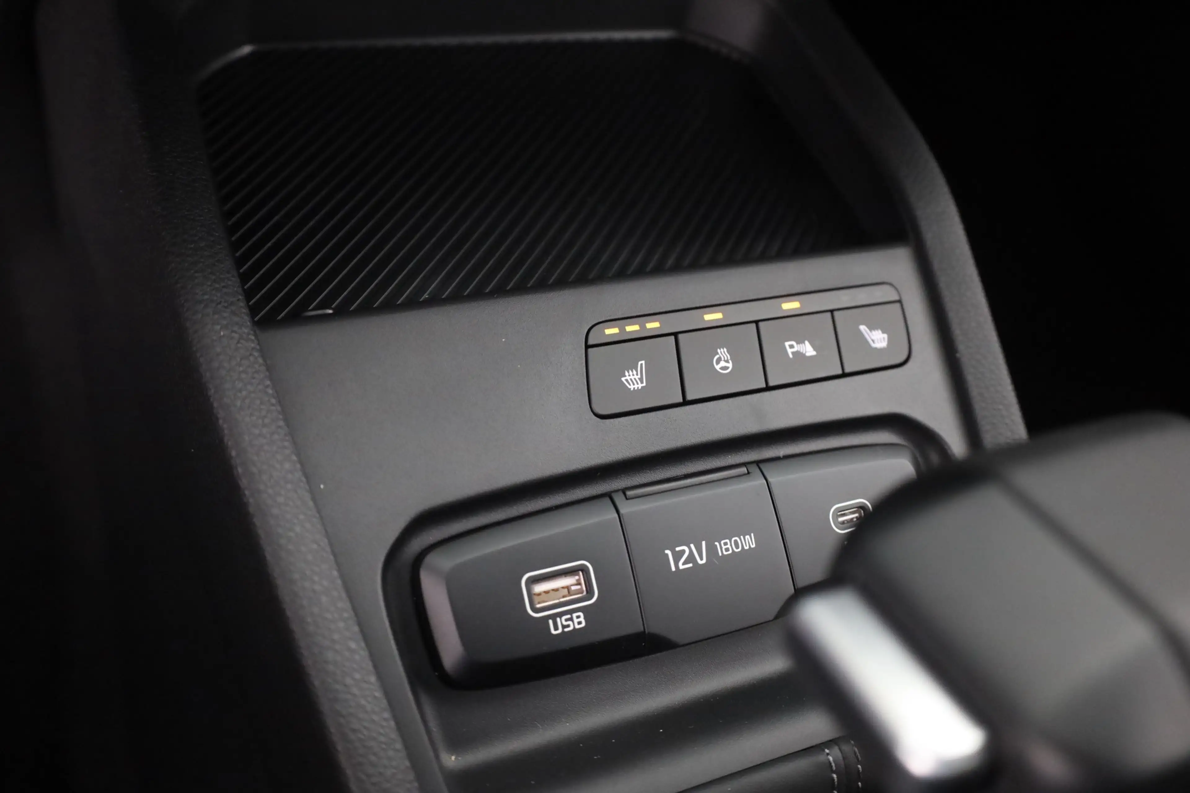 Kia Stonic 1.0 T-GDI Aut. Facelift Navi Kamera Sitzhei — photo 13