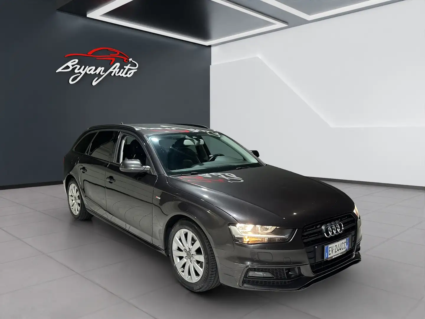 Audi A4 AVANT 2.0 TDI 177CV S-LINE - 2
