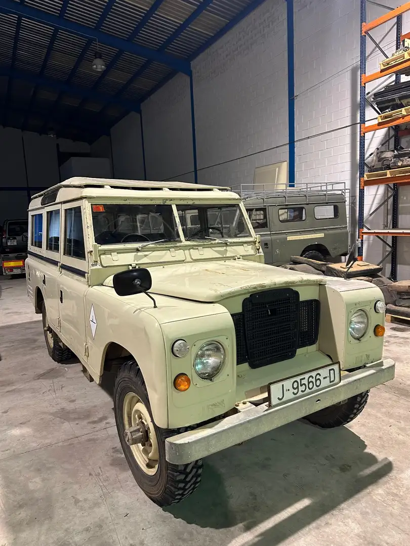Land Rover Series 109" 5 doors Bej - 1