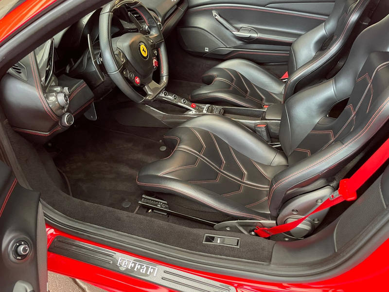 Ferrari 488 Spider Racing-Seats / Titan — photo 12
