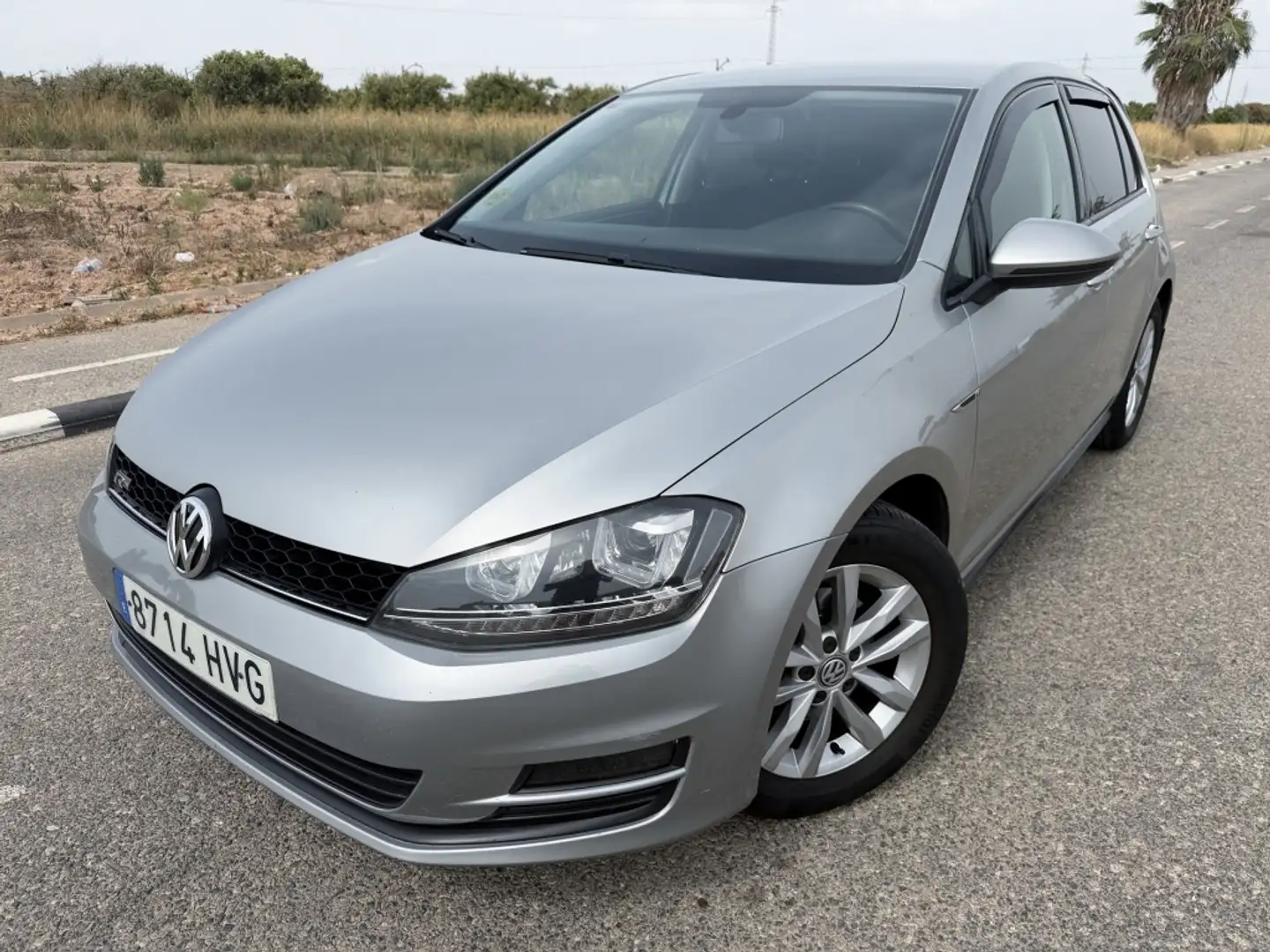 Volkswagen Golf 1.6TDI CR BMT Advance 105 Beige - 1