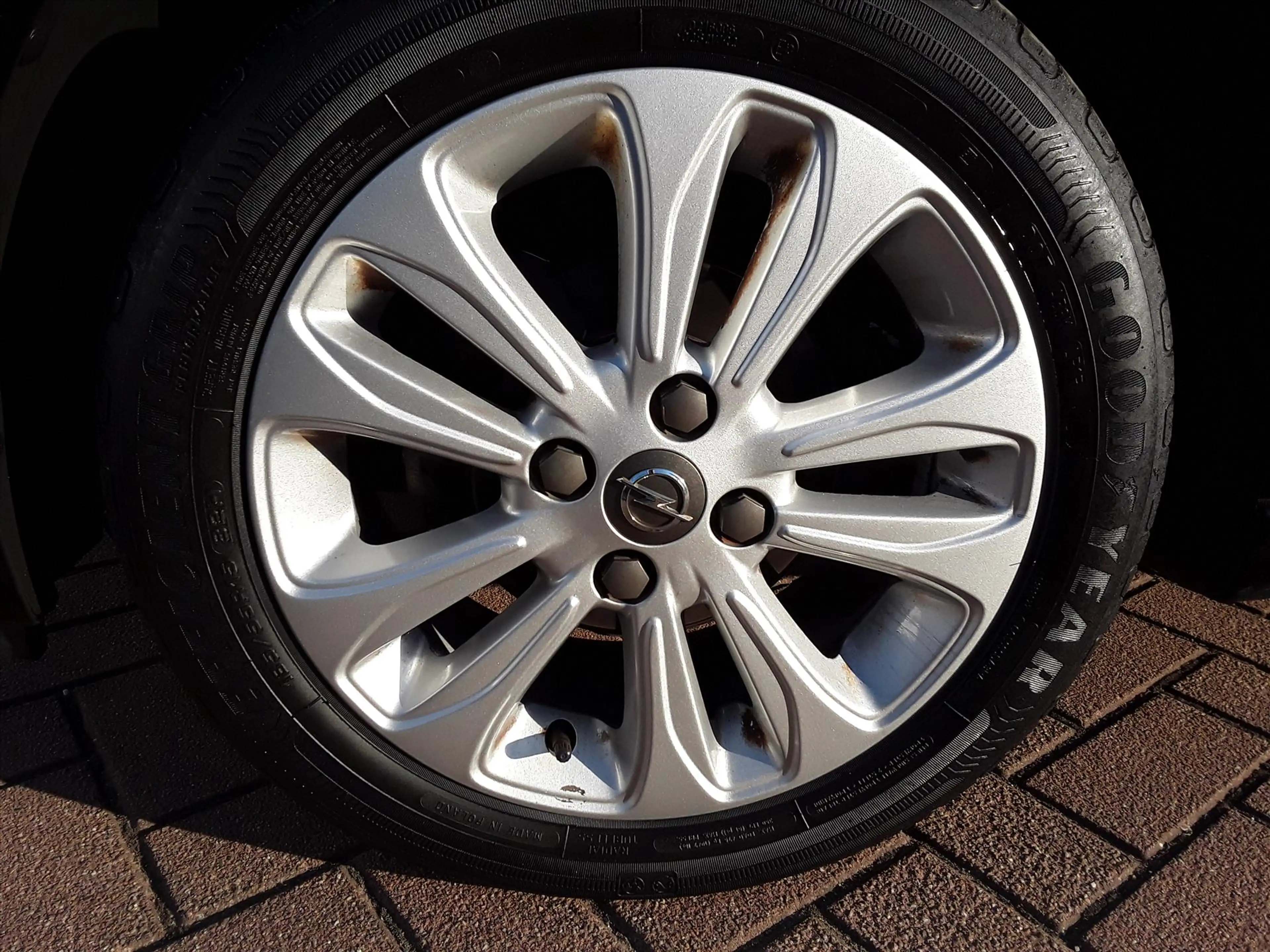 Opel Karl 1.0 Start/Stop 75pk 120 Jaar Edition — photo 6