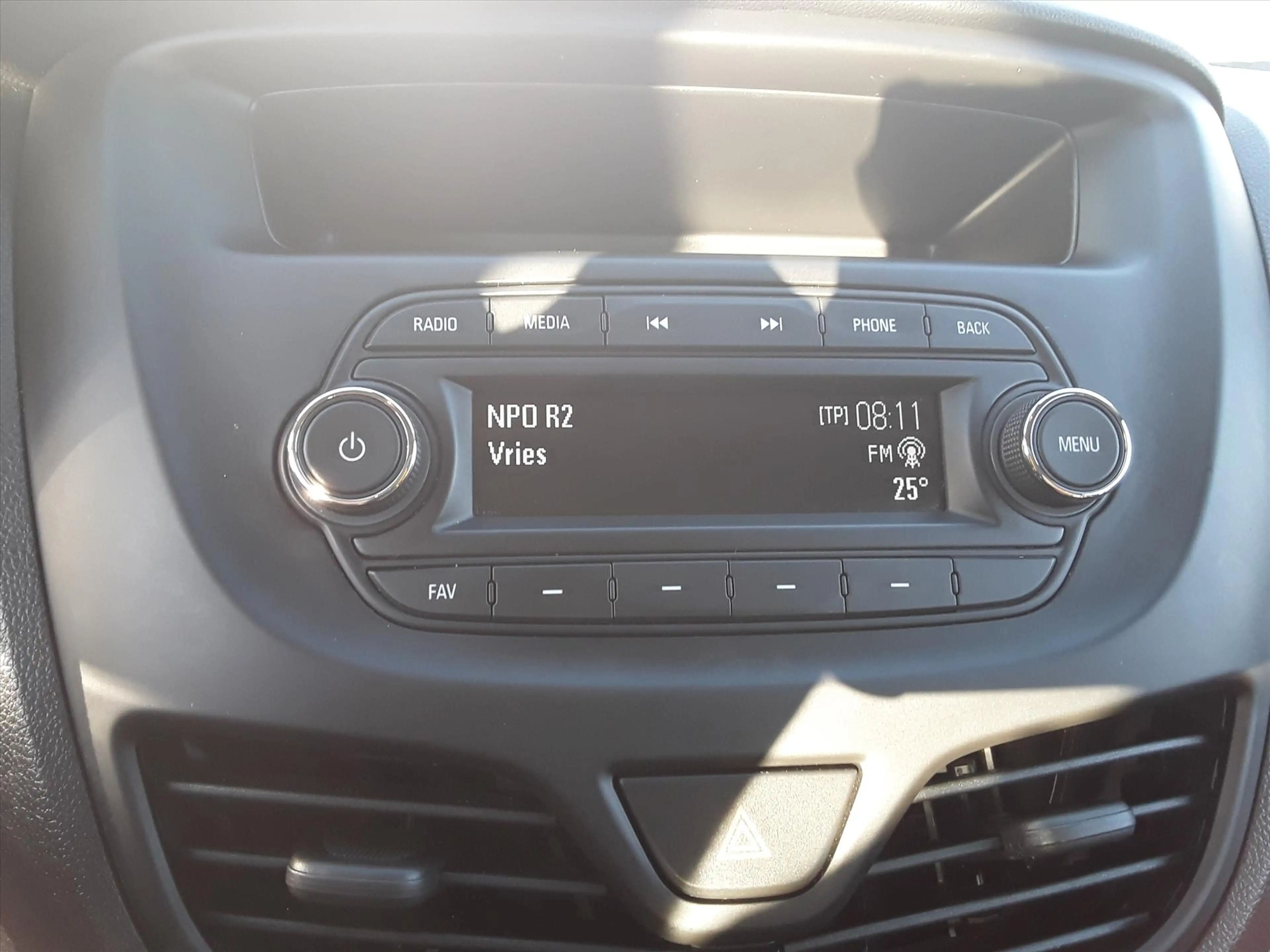 Opel Karl 1.0 Start/Stop 75pk 120 Jaar Edition — photo 14