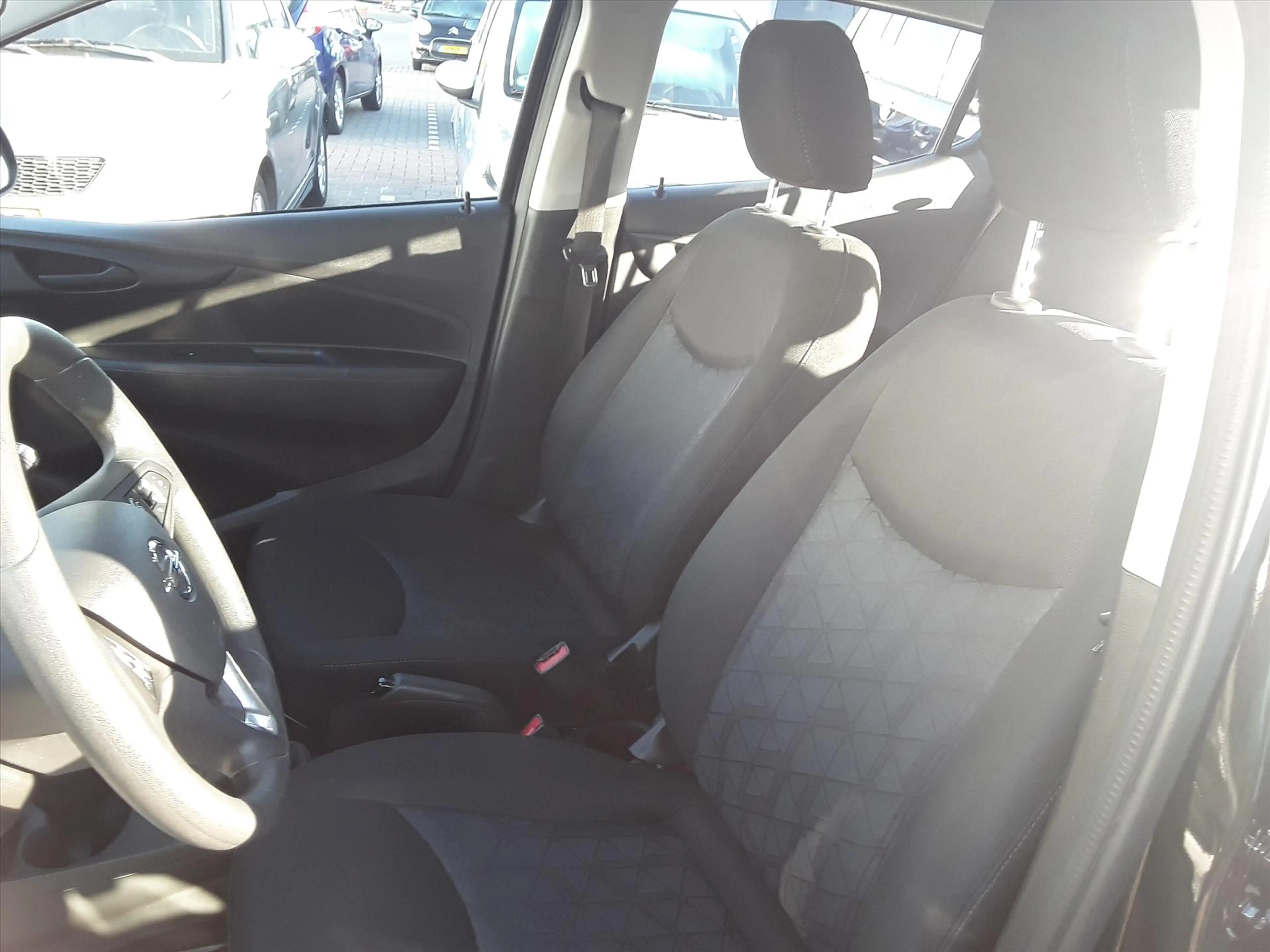 Opel Karl 1.0 Start/Stop 75pk 120 Jaar Edition — photo 10