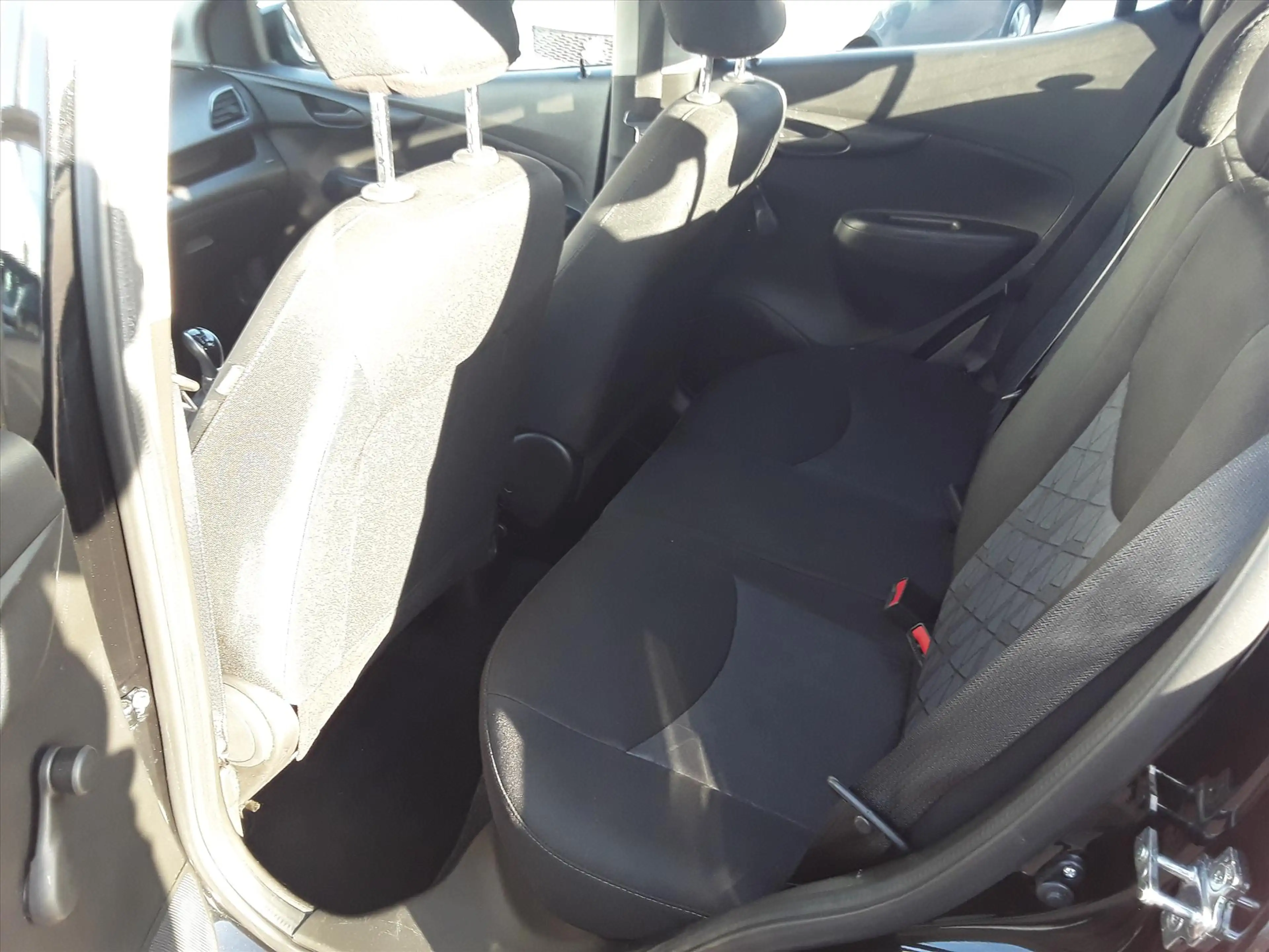 Opel Karl 1.0 Start/Stop 75pk 120 Jaar Edition — photo 17