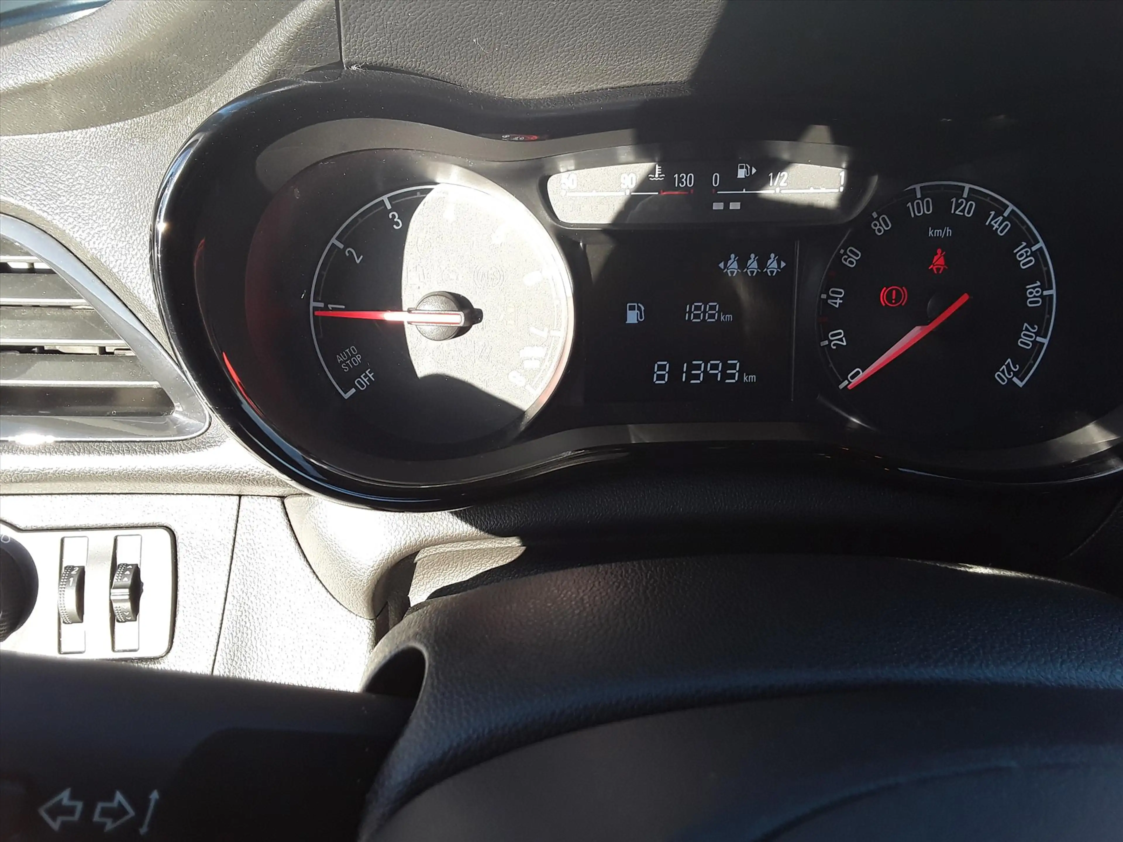 Opel Karl 1.0 Start/Stop 75pk 120 Jaar Edition — photo 13