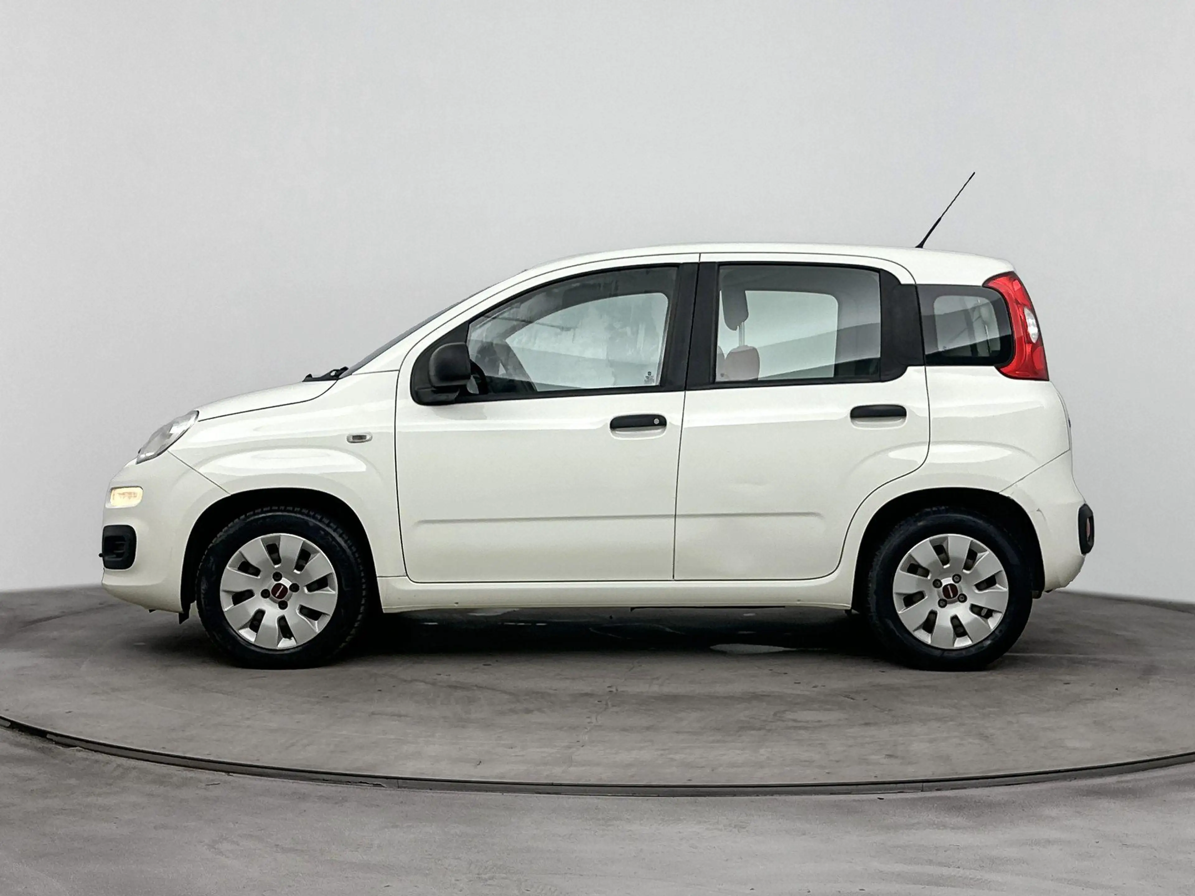 Fiat Panda 1.2 Edizione Cool Airco | — photo 2