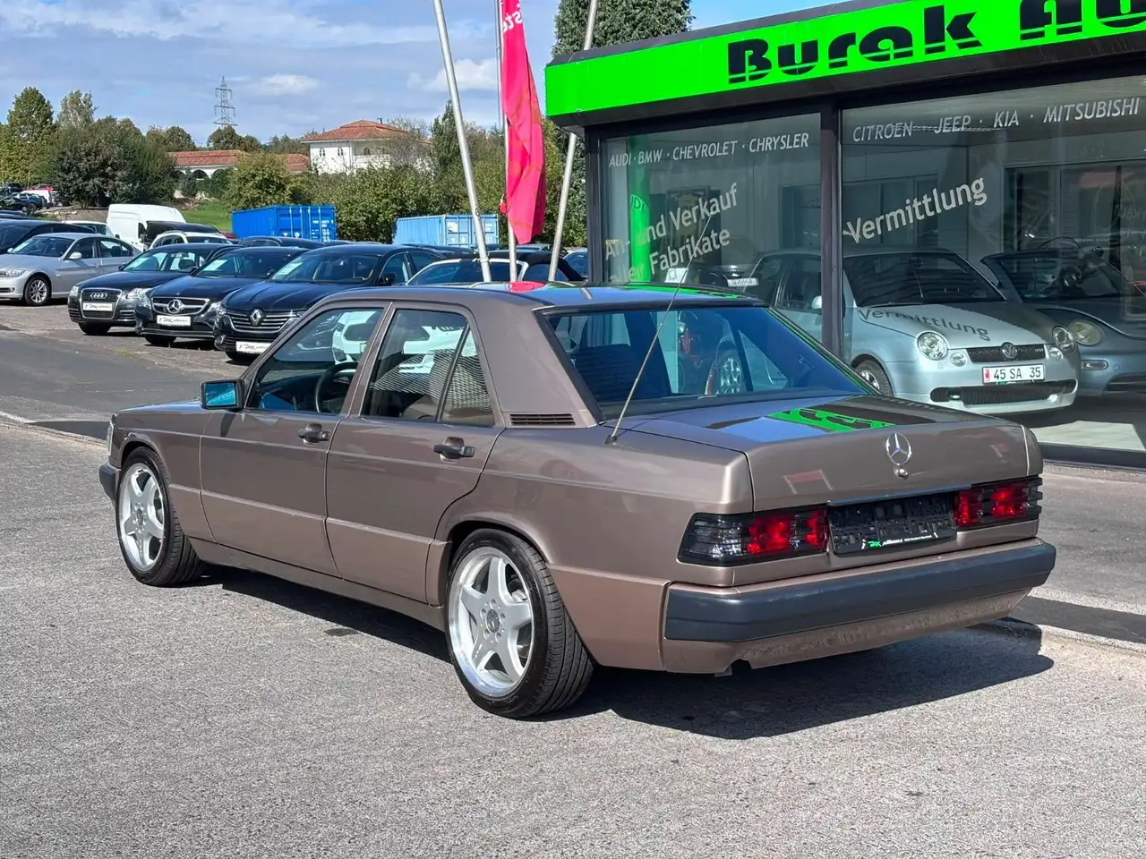 Mercedes-Benz 190 E 1.8 Automatik **GEPFLEGT*AMG STYLING III*, foto 7