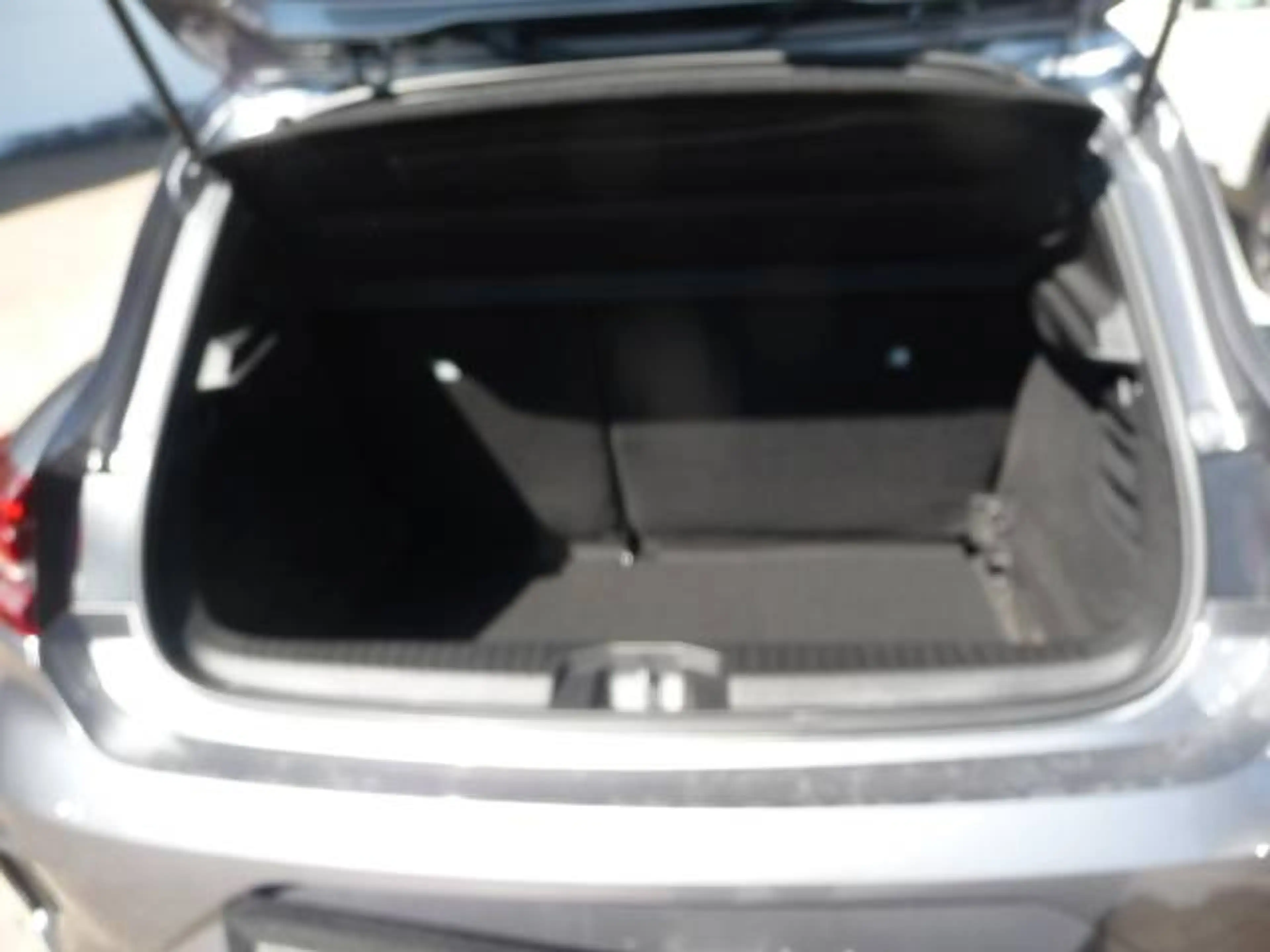 Mitsubishi Colt PLUS 1.0 T-Benziner 6-Gang — photo 6