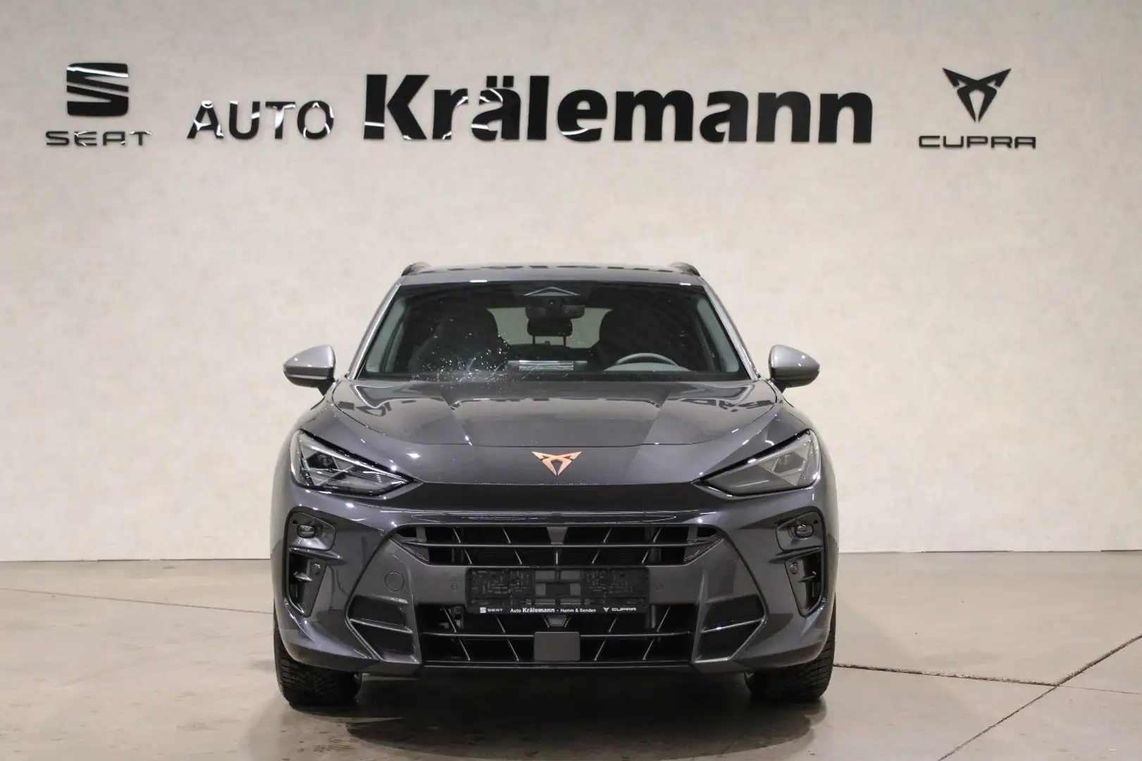 CUPRA Terramar 1.5 DSG e-HYBRID *AHK*LED*NAVI*Allwette Gris - 2