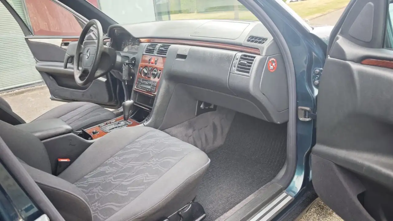 Mercedes-Benz E 230 Limousine Tüv Neu Automatik Klima, foto 11