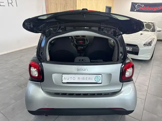 Smart Fortwo view 9