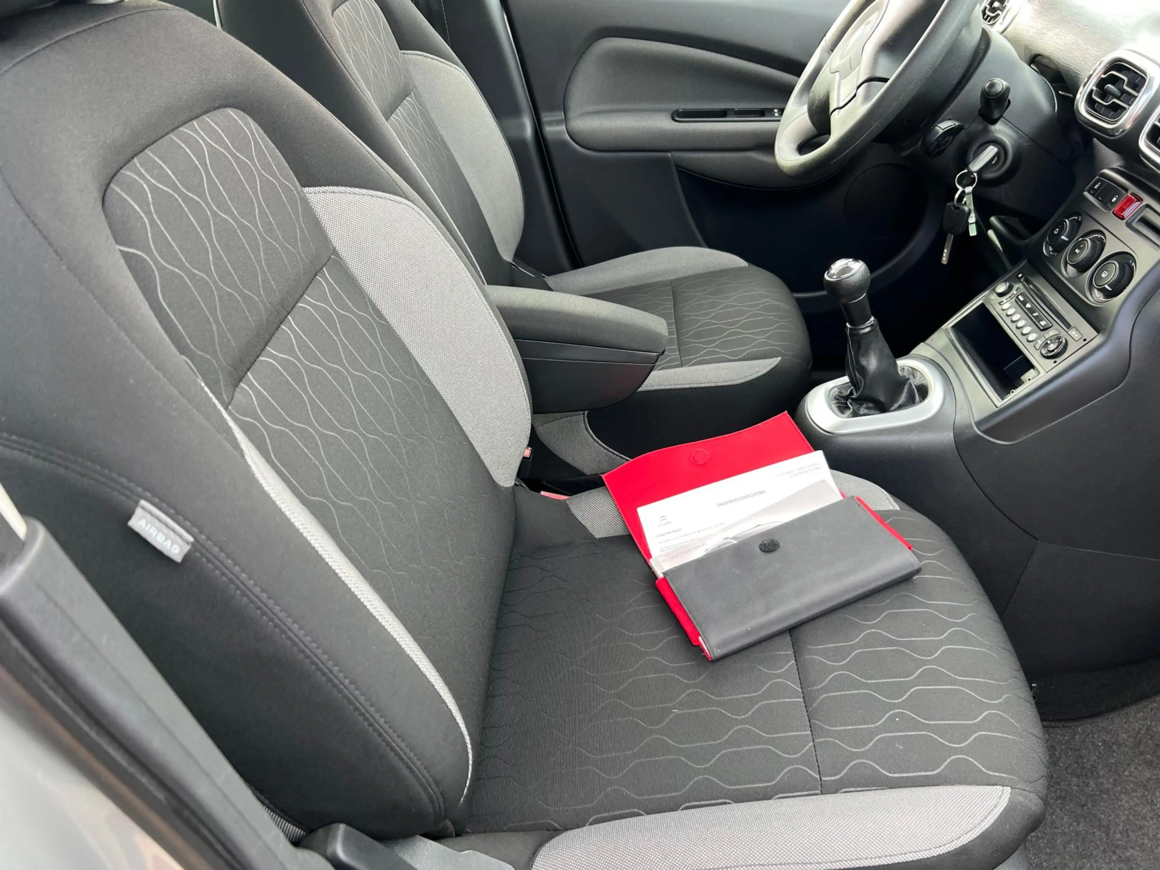 Citroen C3 Picasso 1.6 VTi Tendance — photo 7