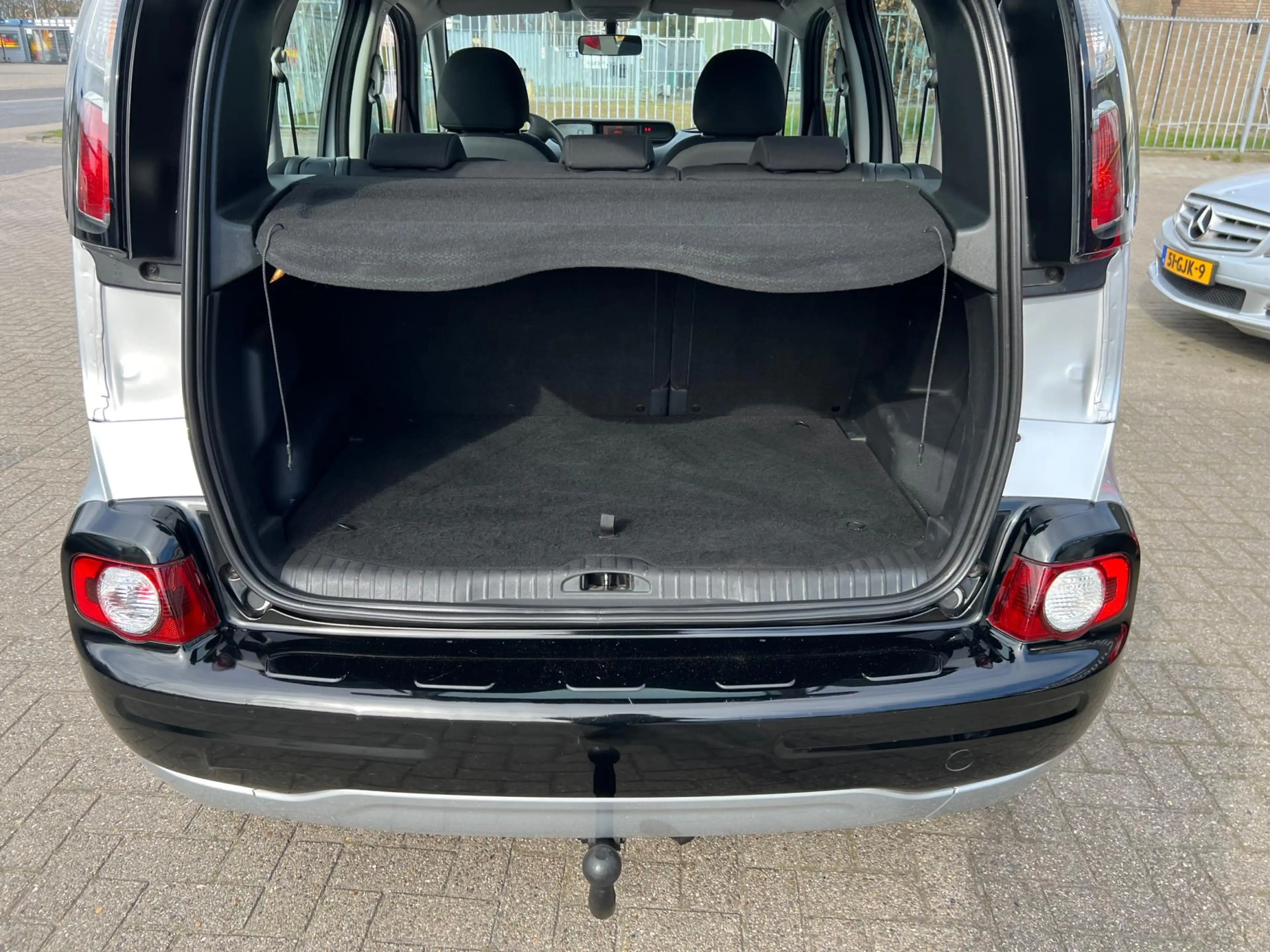 Citroen C3 Picasso 1.6 VTi Tendance — photo 12