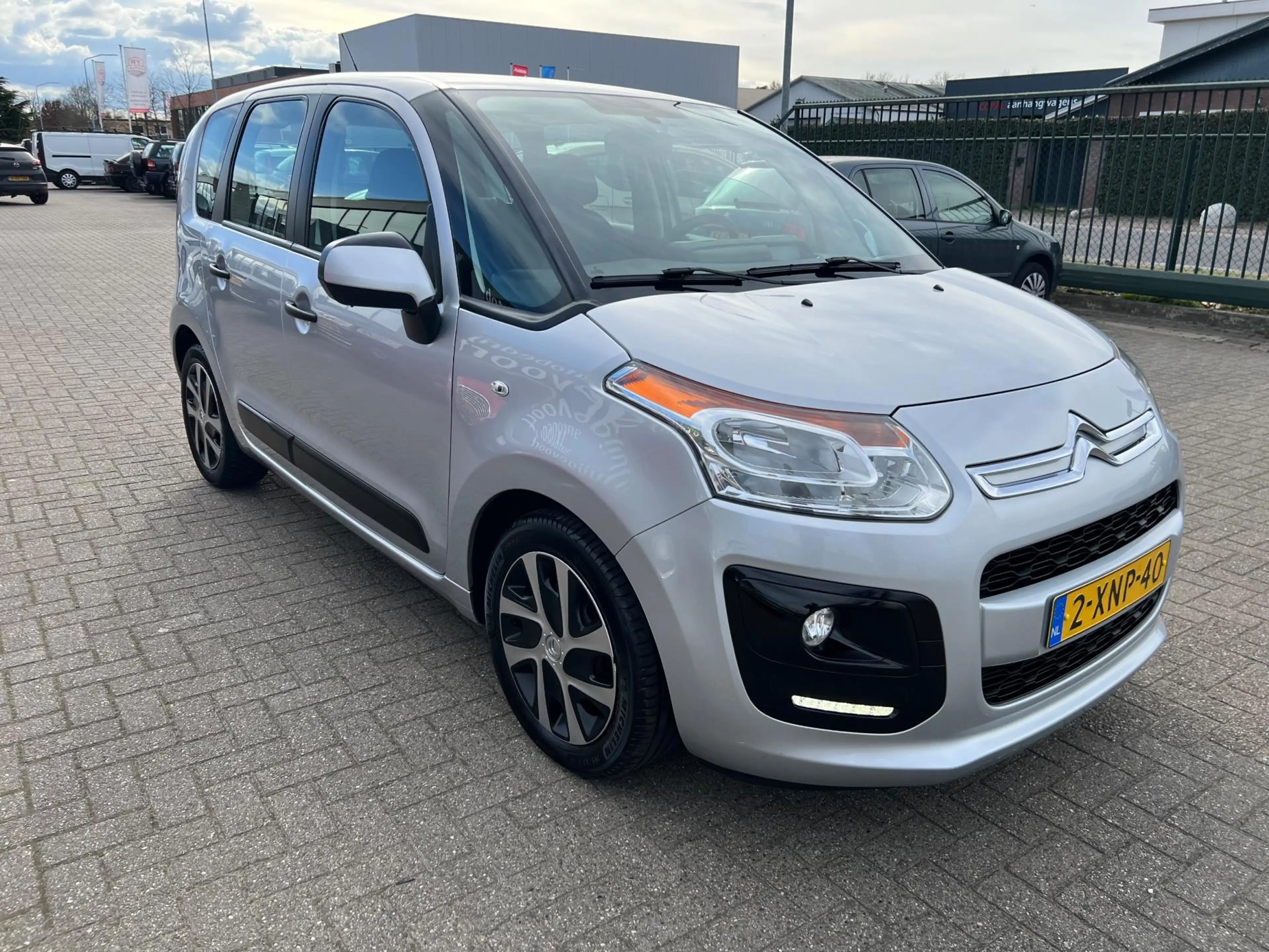 Citroen C3 Picasso 1.6 VTi Tendance — photo 2