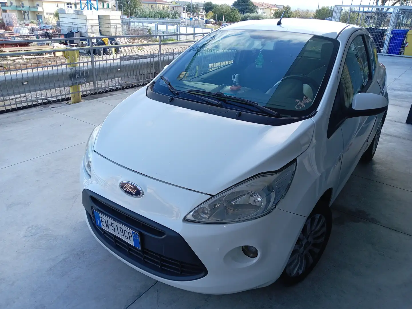 Ford Ka/Ka+ Ka II 3p 2015 Ka 1.2 Titanium 69cv E6 Bianco - 2