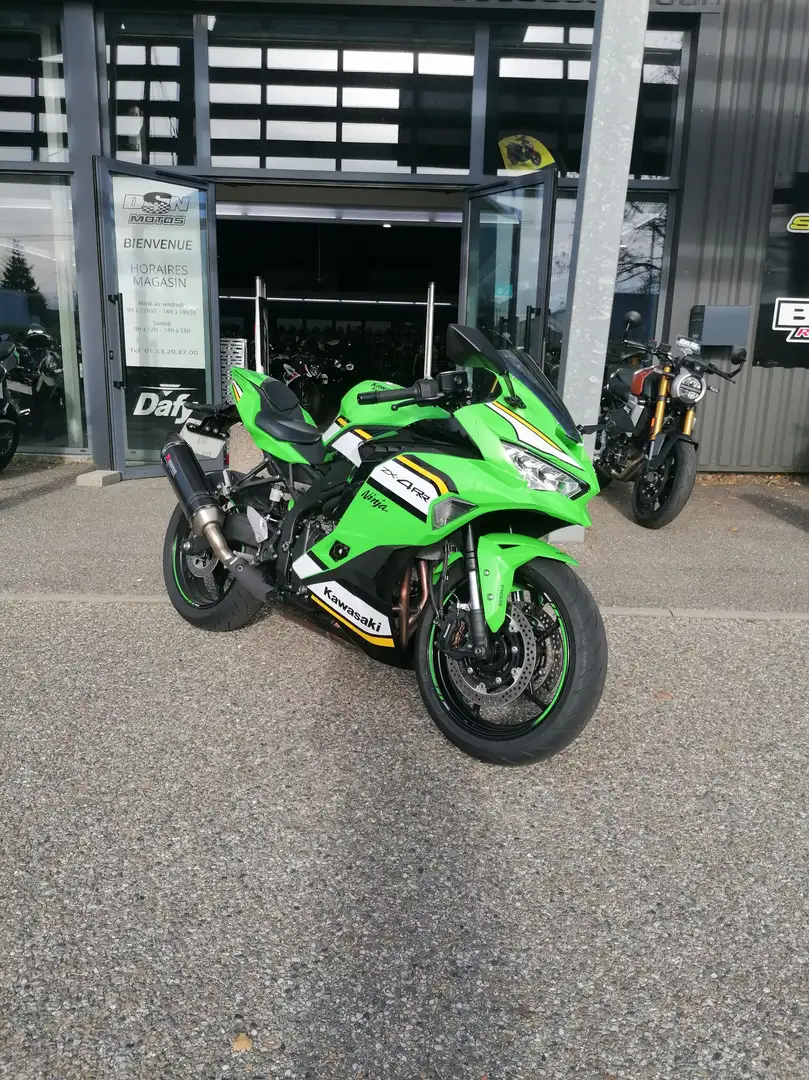 Kawasaki Ninja ZX-4RR Зелёный - 1