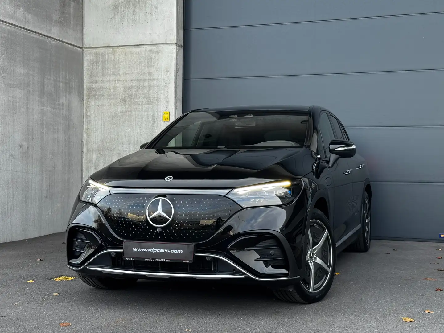Mercedes-Benz EQE SUV 500 AMG 20'' HYPERSCREEN ACHTERAS10° PANO HUD Noir - 2