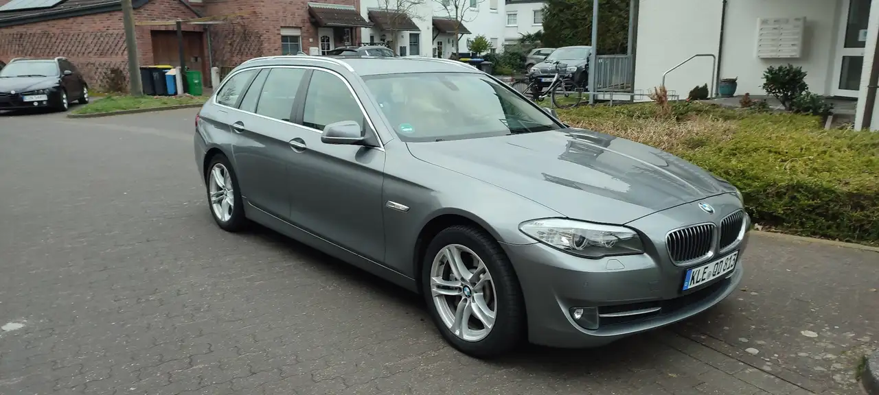 BMW 525