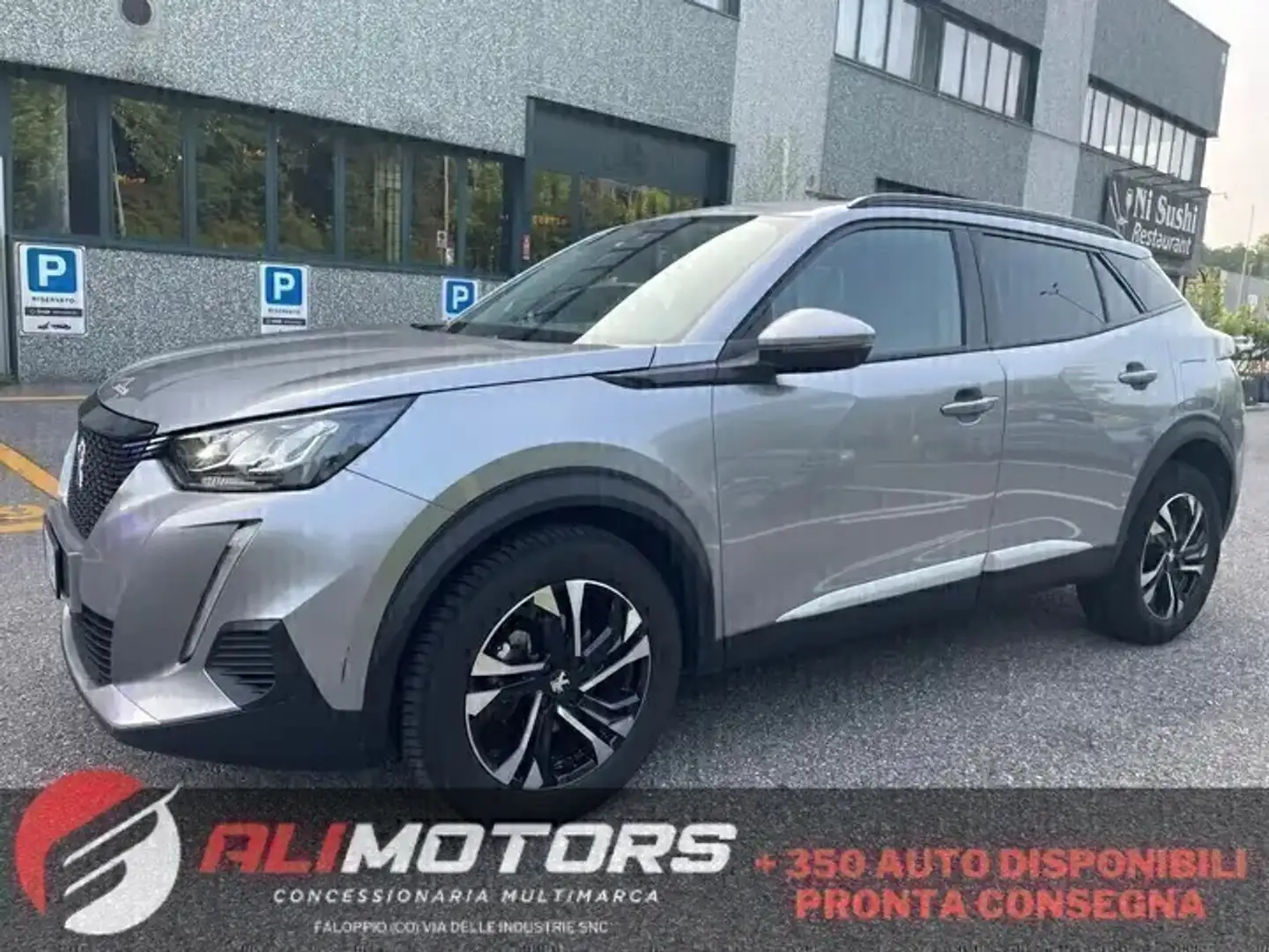 Peugeot 2008 PureTech 100 S&S Allure Grijs - 1