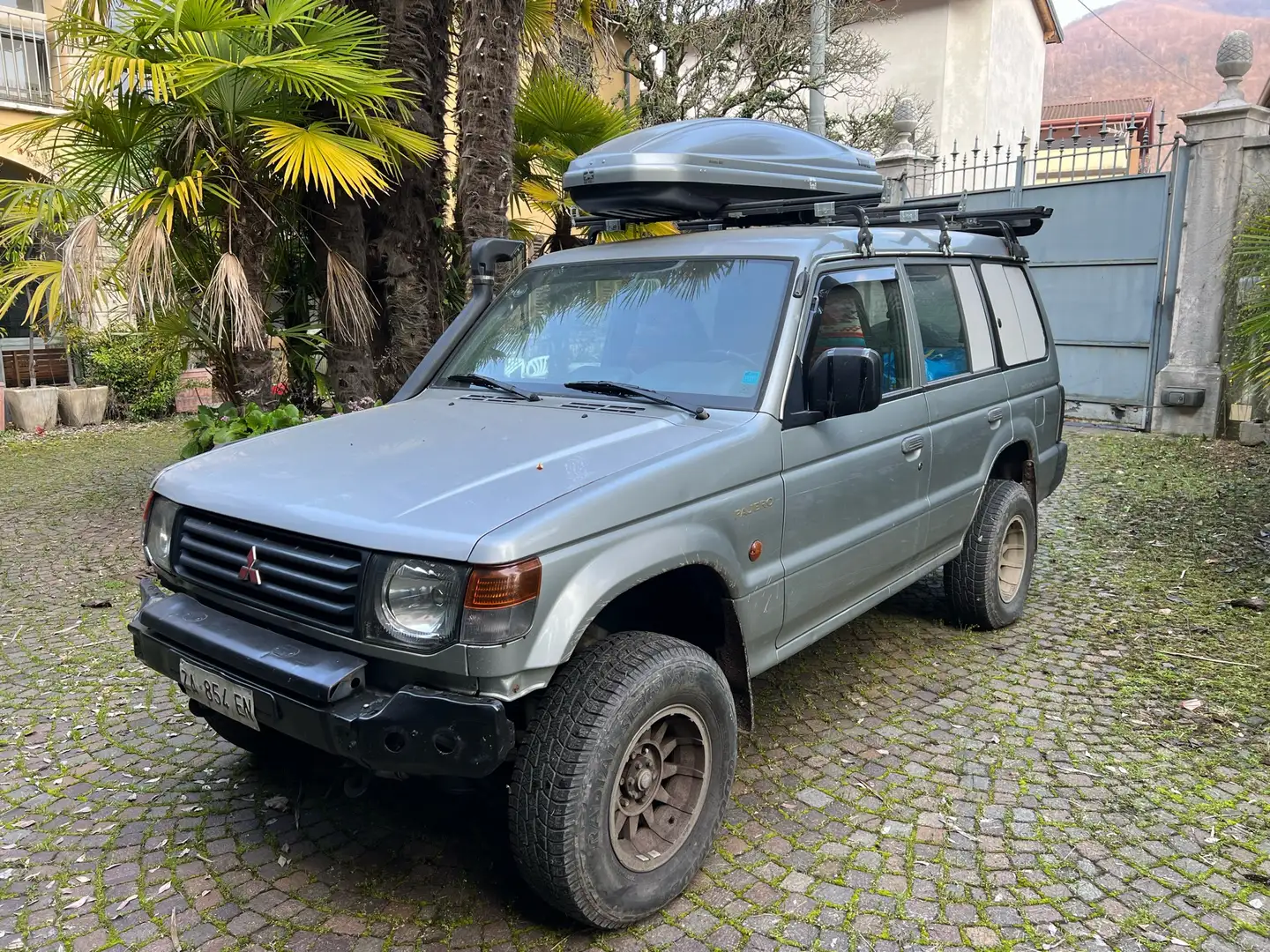 Mitsubishi Pajero Wagon 2.5 tdi GLX Argento - 1