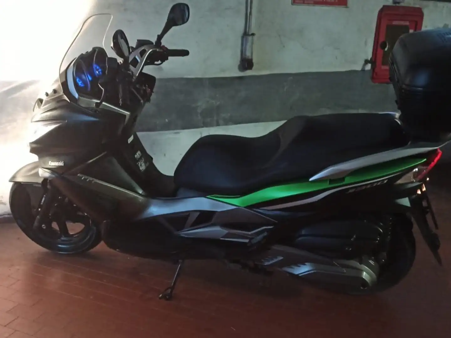 Kawasaki J300 Abs Green - 2